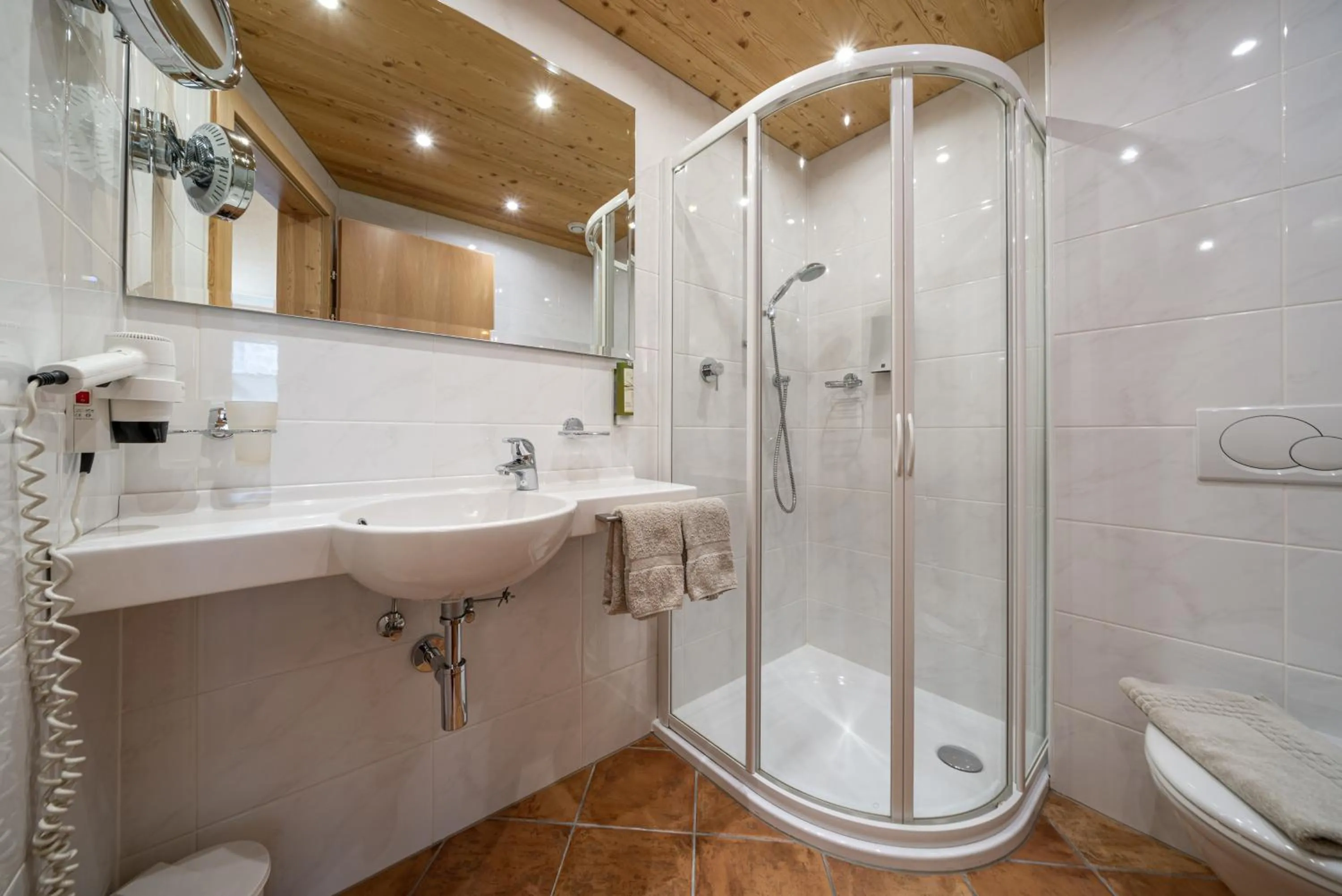 Bathroom in Schönblick - Gurgl B&B