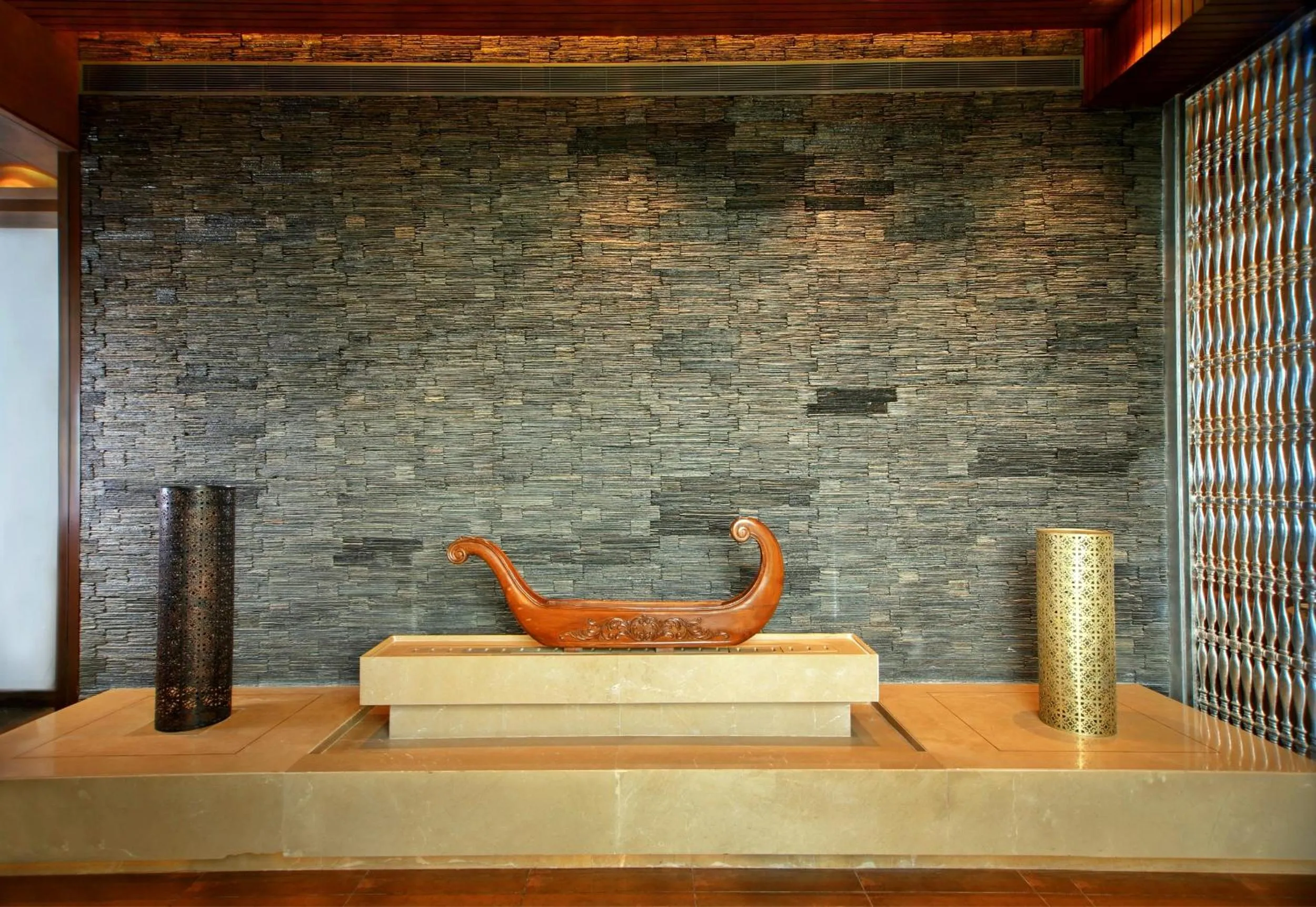 Lobby or reception in Fortune Select SG Highway, Ahmedabad - Member ITC Hotels&#x27; Group