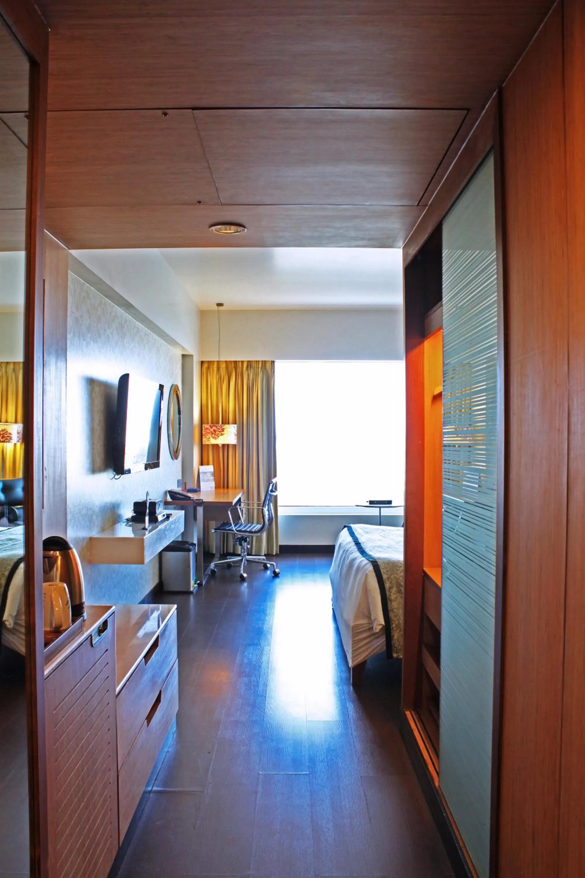 Bed in Fortune Select SG Highway, Ahmedabad - Member ITC Hotels&#x27; Group