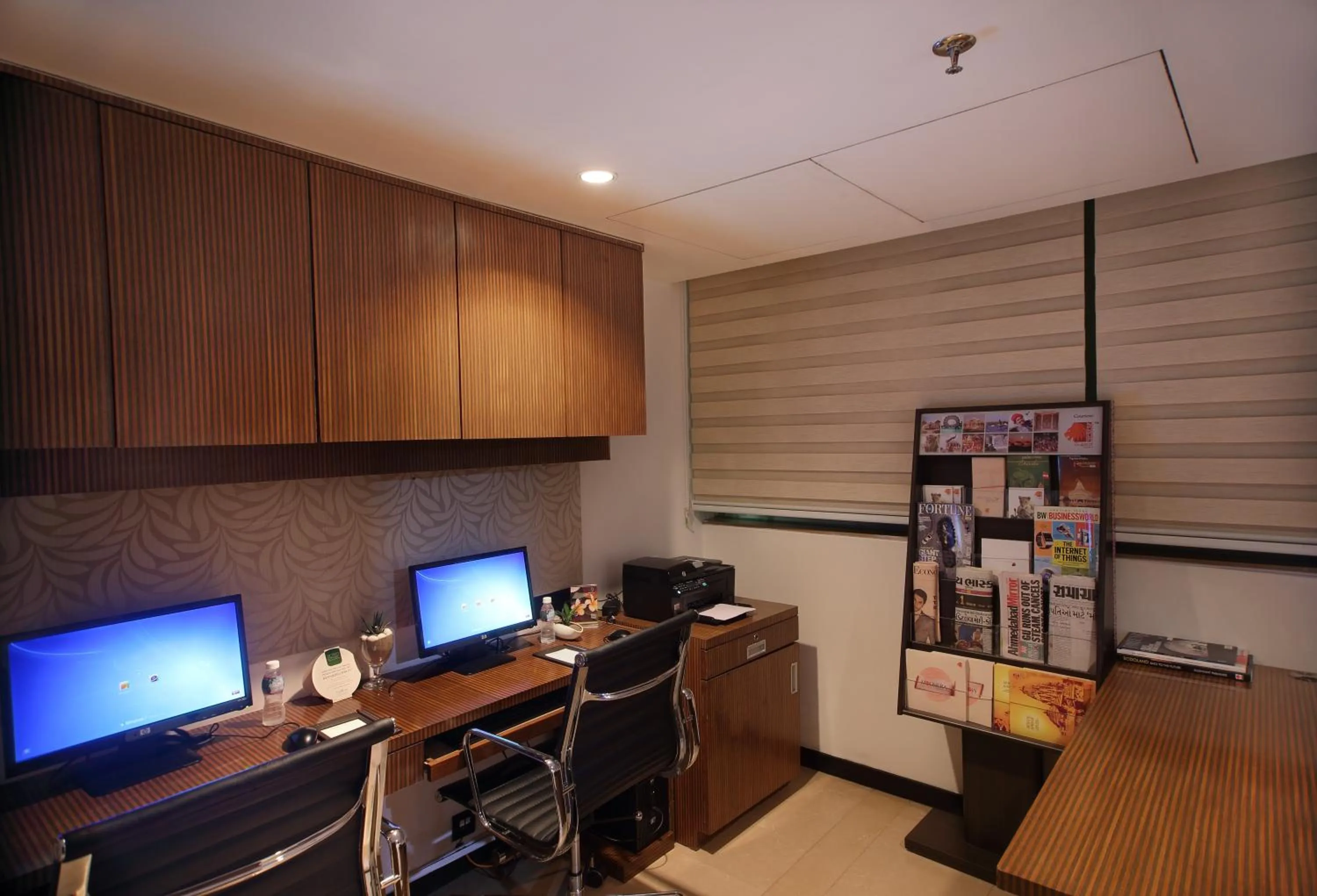 Business facilities in Fortune Select SG Highway, Ahmedabad - Member ITC Hotels' Group