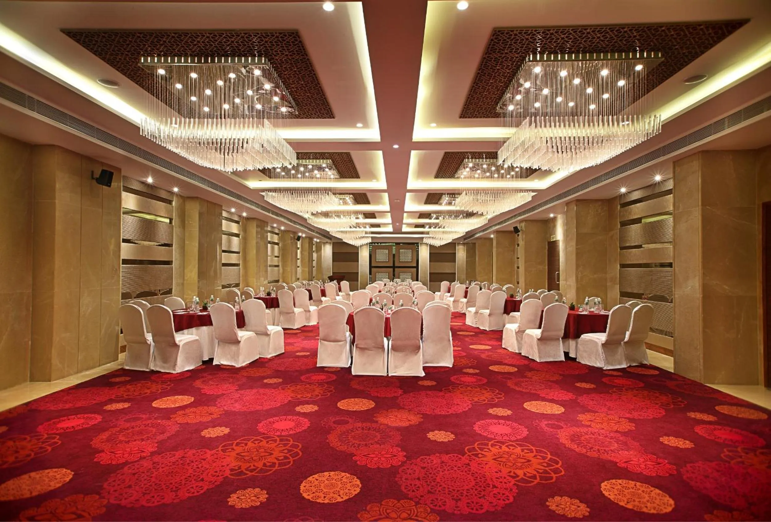 Business facilities in Fortune Select SG Highway, Ahmedabad - Member ITC Hotels' Group