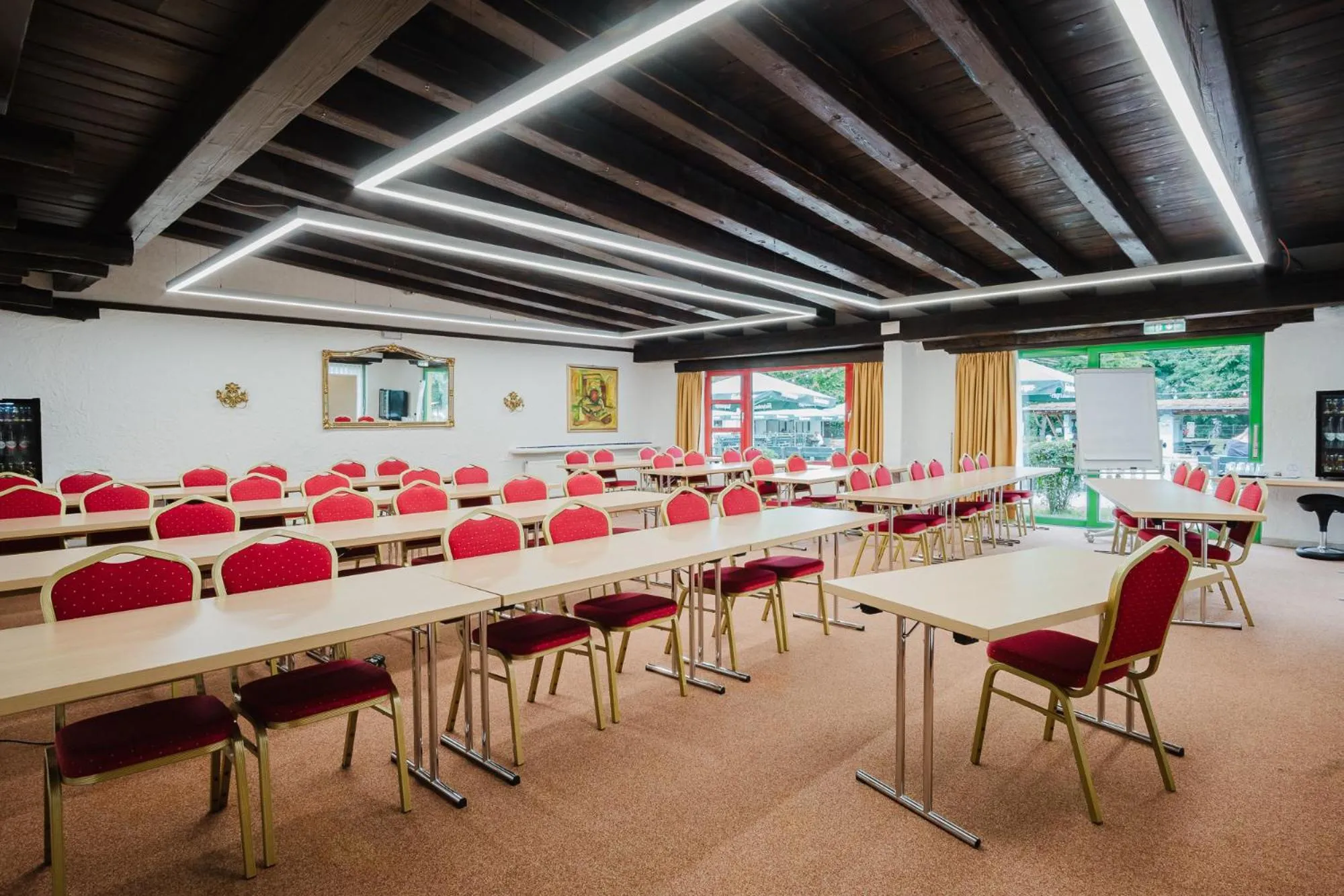 Banquet/Function facilities in CONTEL Hotel