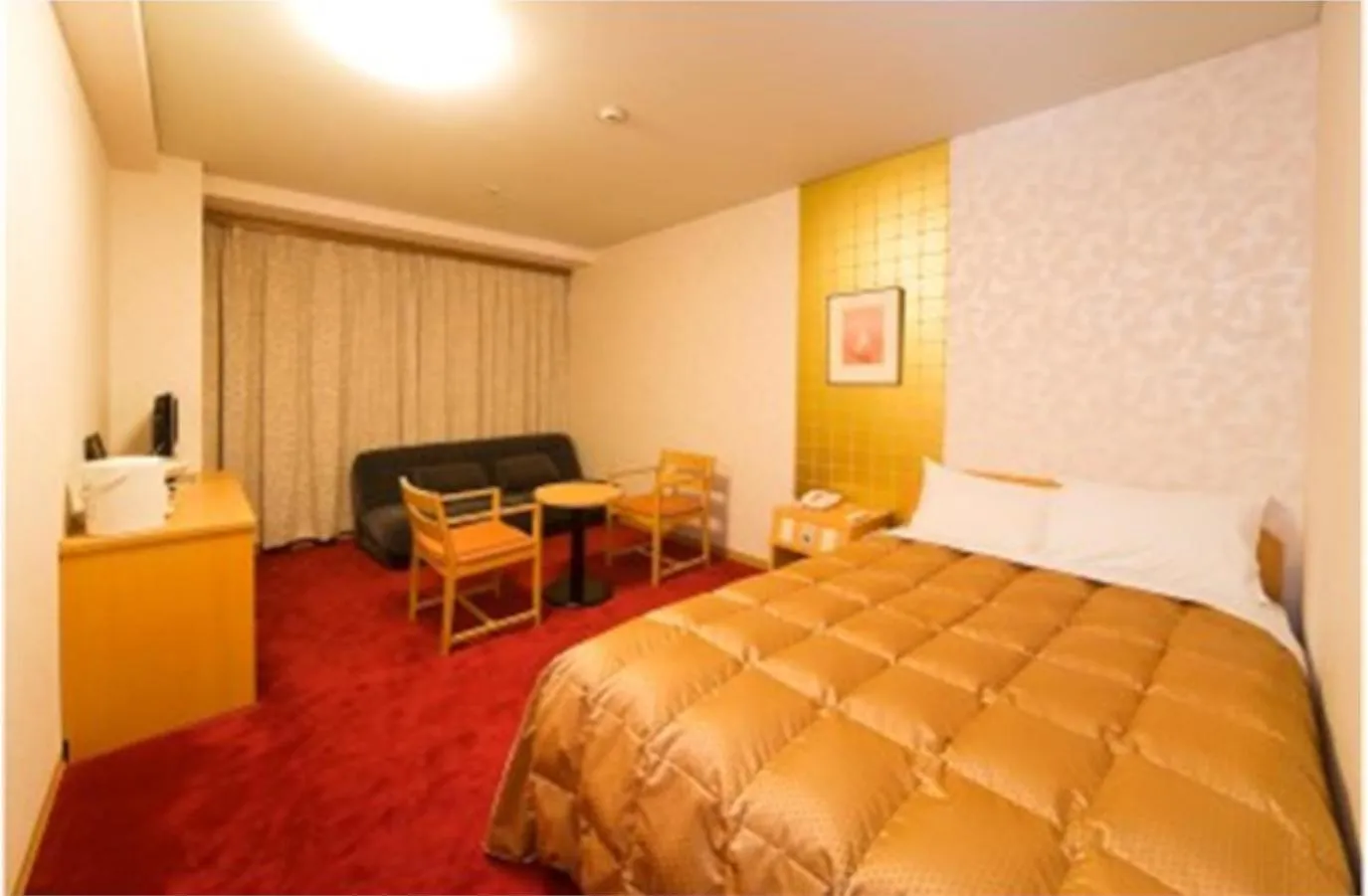 Photo of the whole room, Bed in Highness Hotel Kurume