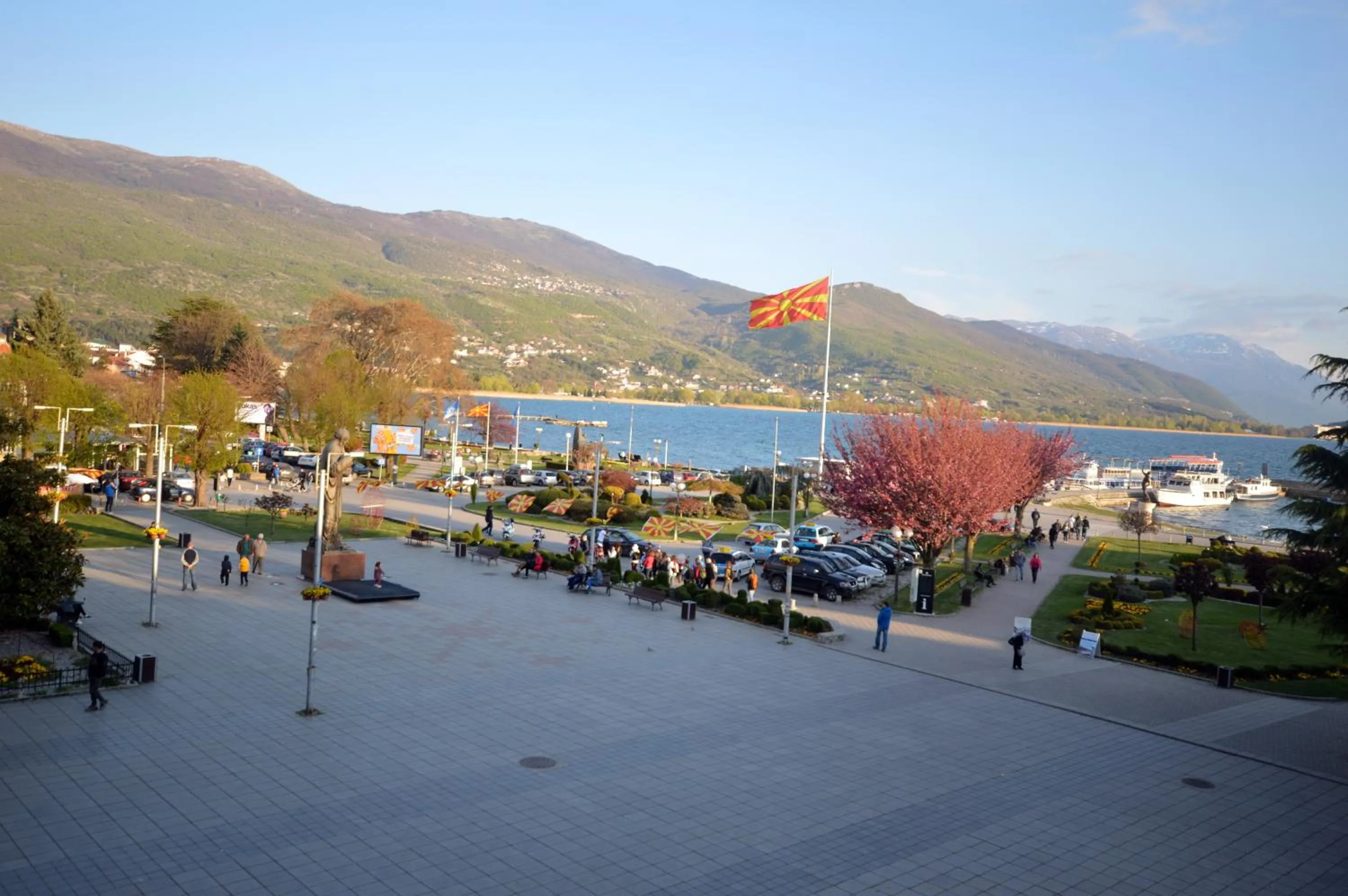 Lake view in Di Angolo Apartments
