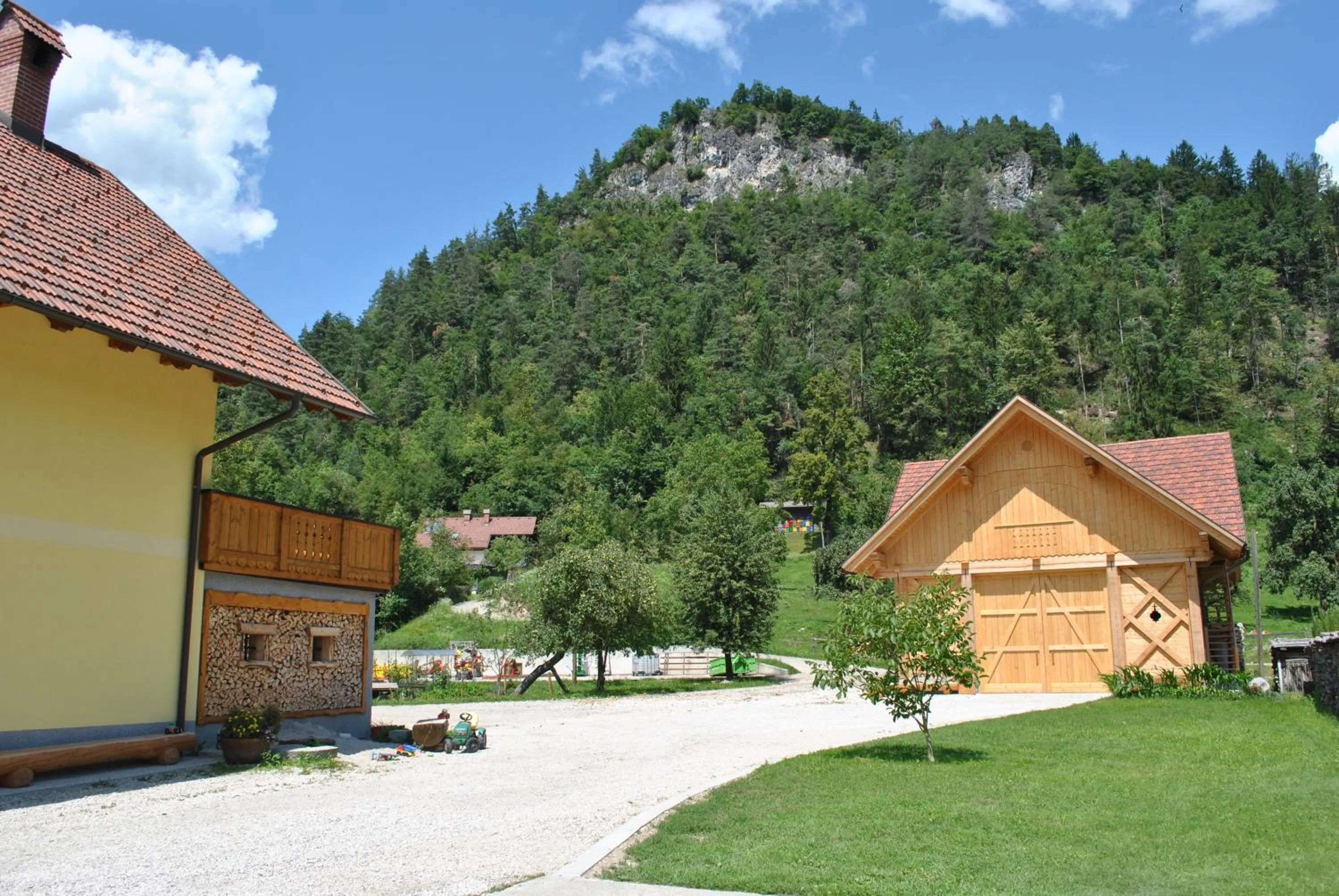 Facade/entrance in Farm Holidays Povsin