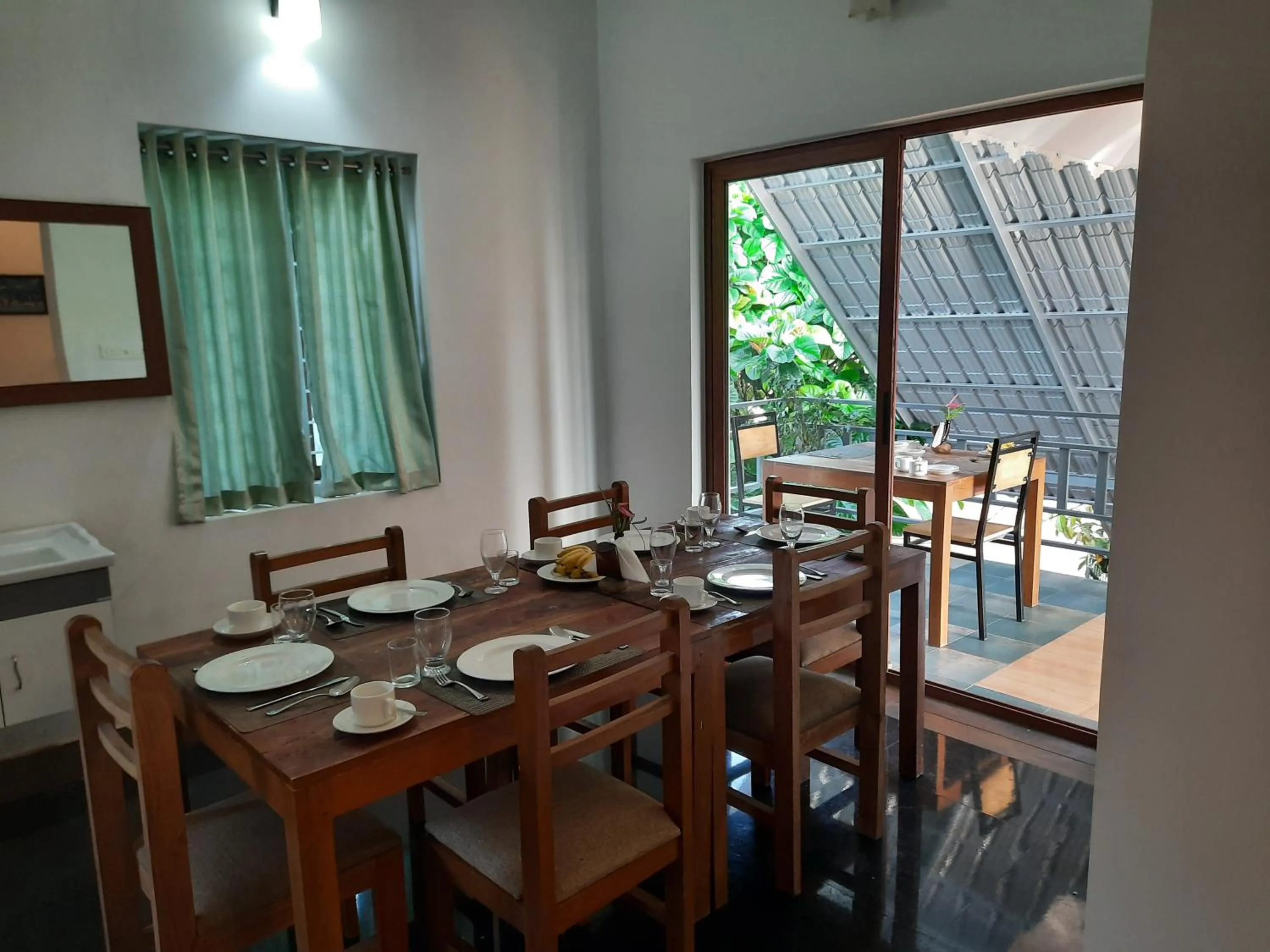 Breakfast in Spice Villa Thekkady