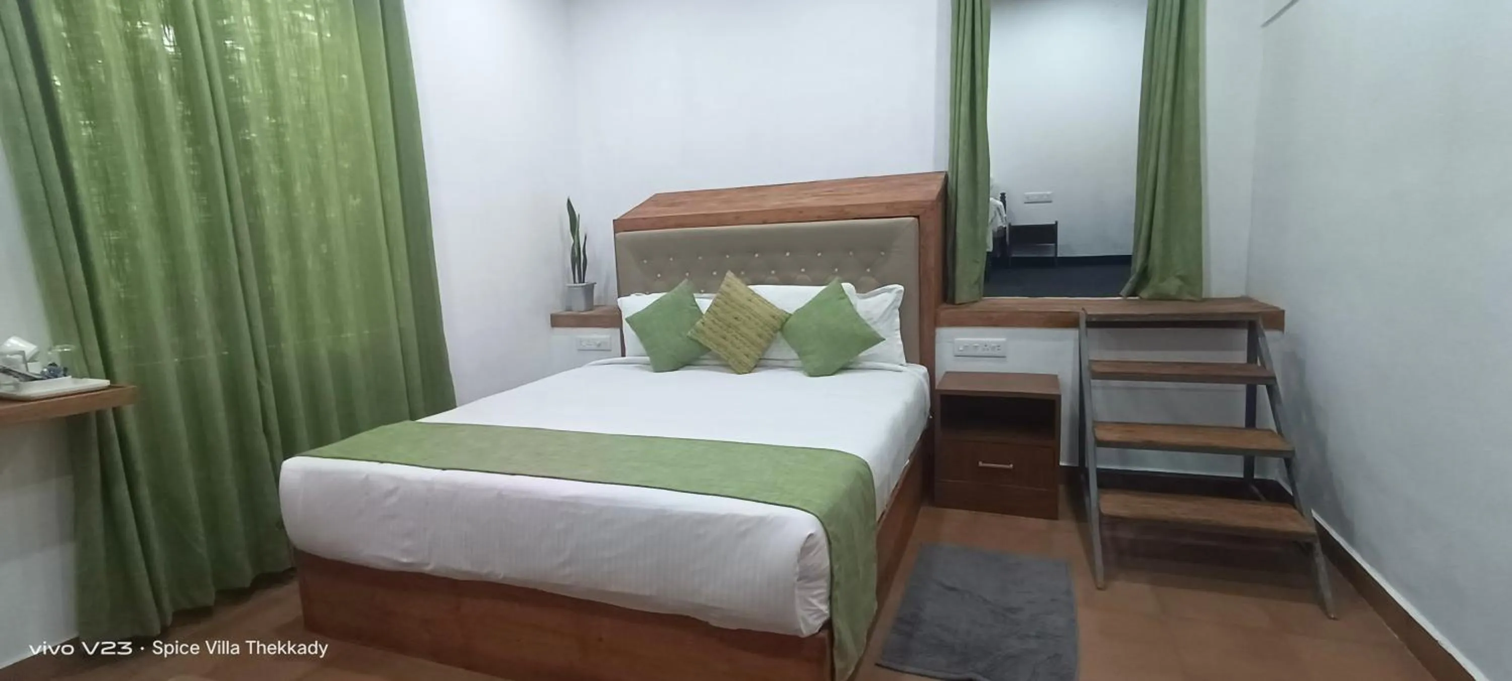 Bed in Spice Villa Thekkady