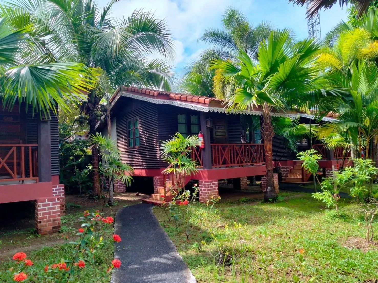 Sangsawan Palace Khaolak Resort