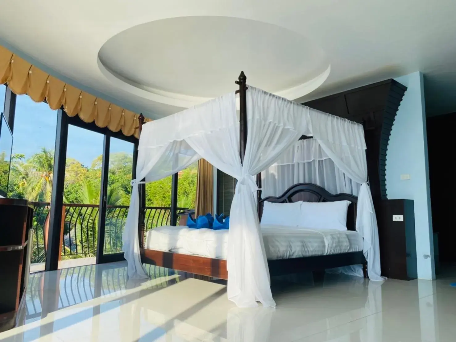 Bedroom, Bed in Koh Tao Regal Resort - SHA Plus Bedroom, Bed in Koh Tao Regal Resort - SHA Plus