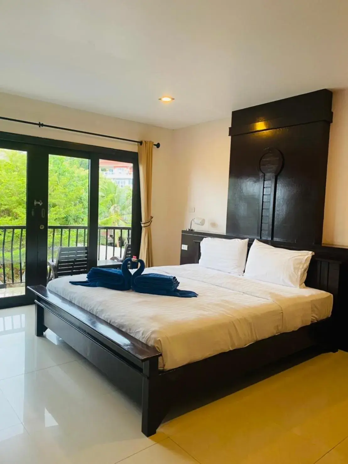 Bedroom, Bed in Koh Tao Regal Resort - SHA Plus Bedroom, Bed in Koh Tao Regal Resort - SHA Plus