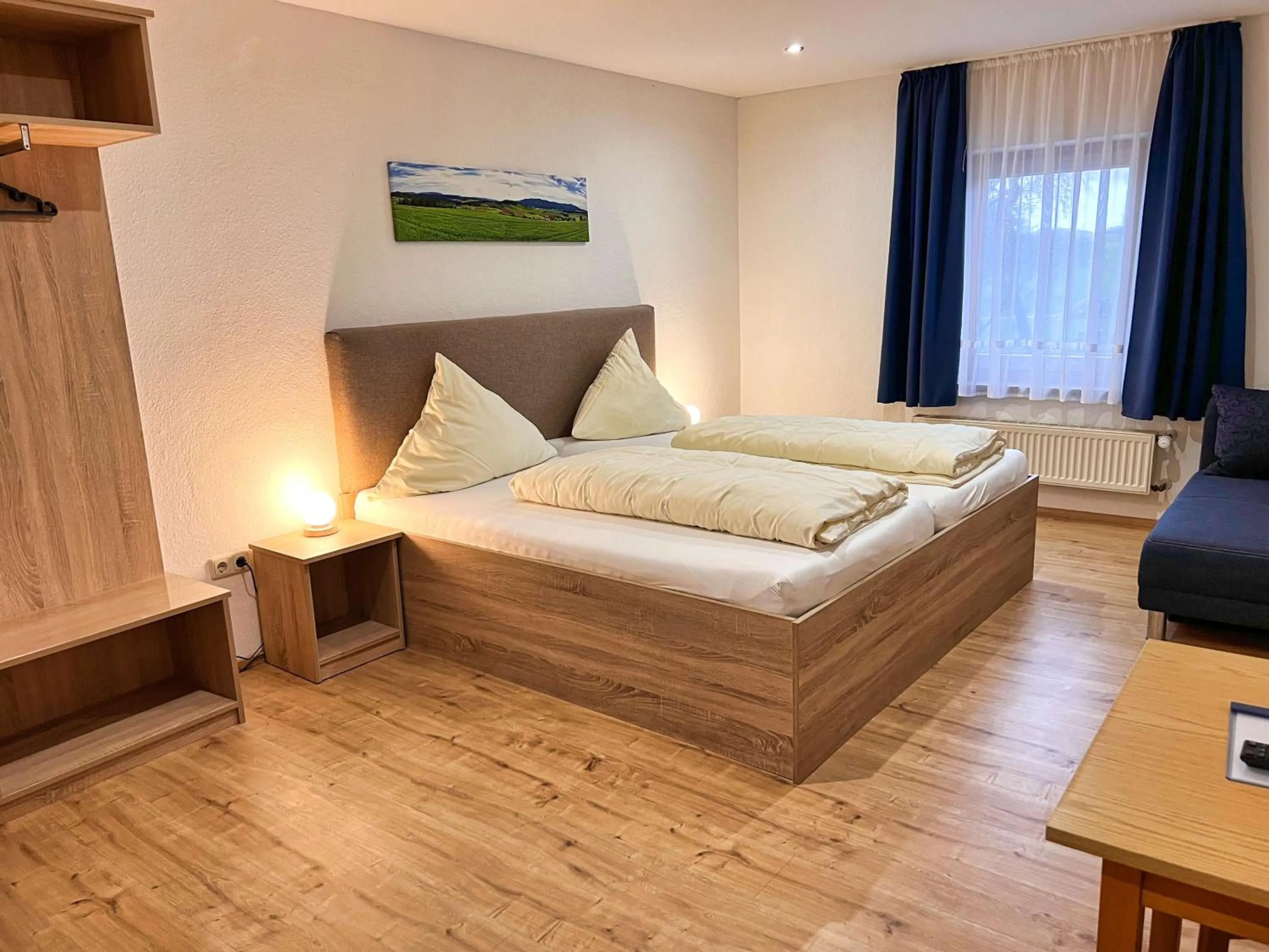 Photo of the whole room, Bed in Hotel Gasthof Altmann