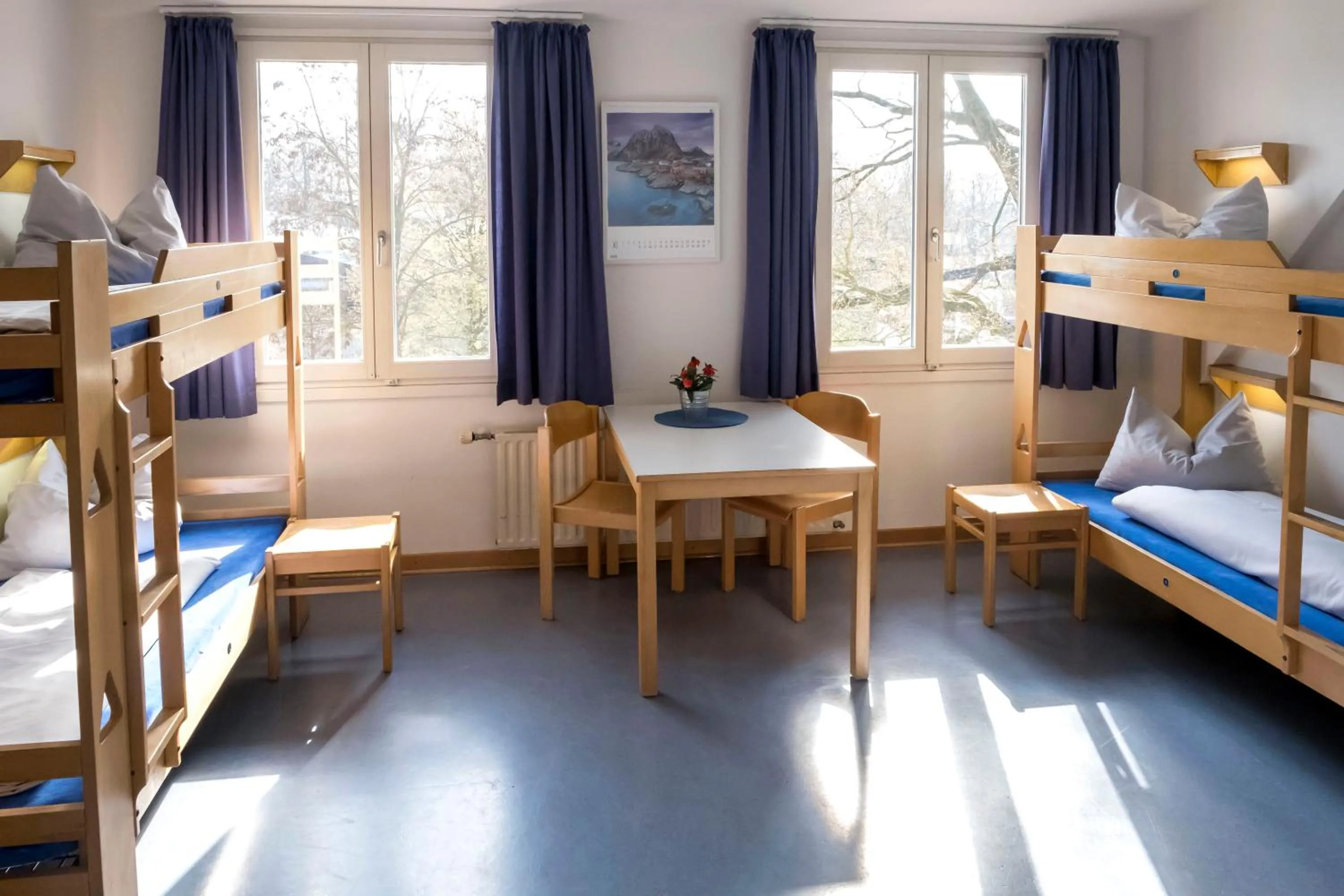Quadruple Room with Shared Bathroom in Jugendherberge Lübeck Vor dem Burgtor