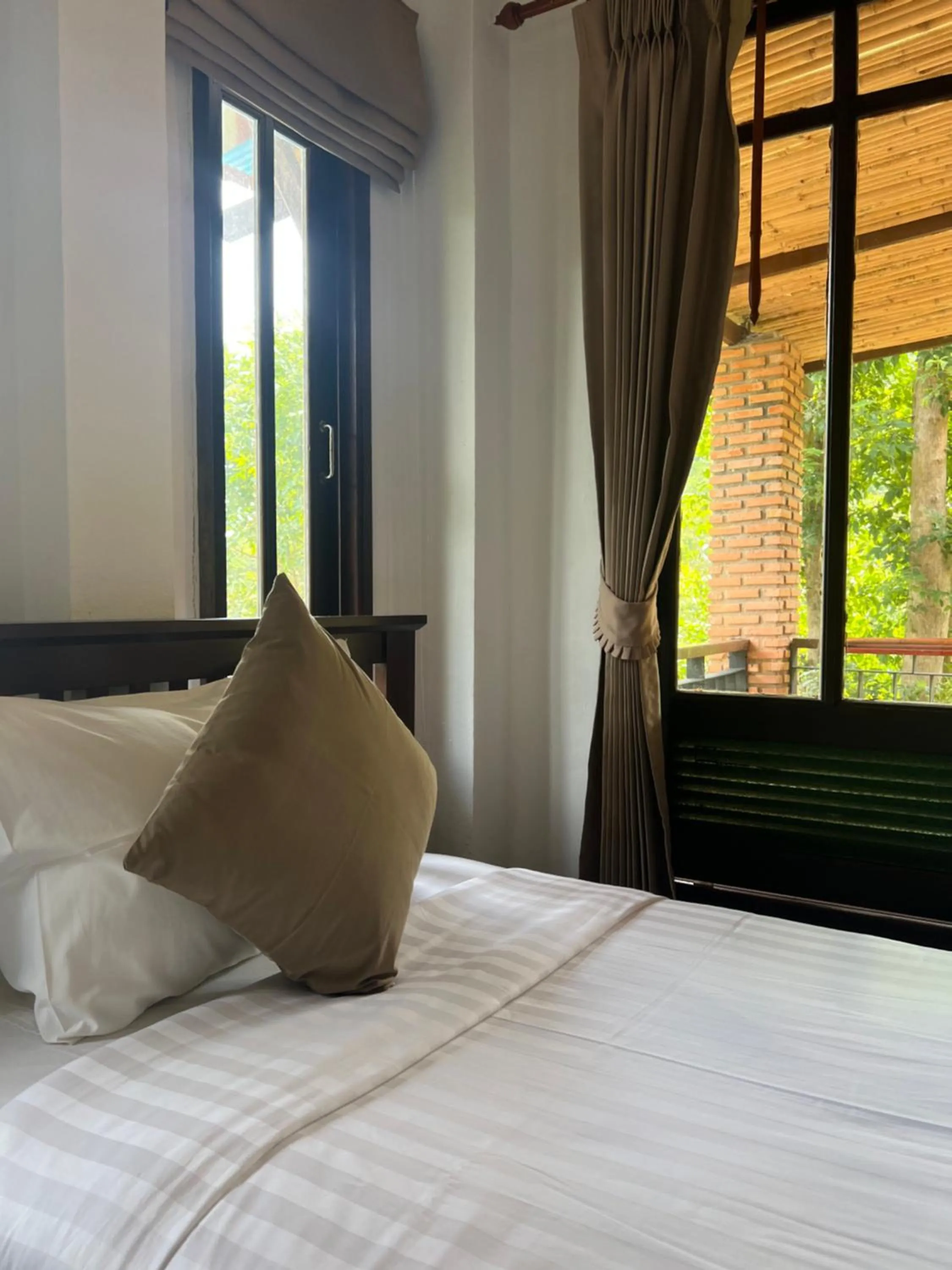 Bed in Tanote Villa SHA Extra Plus