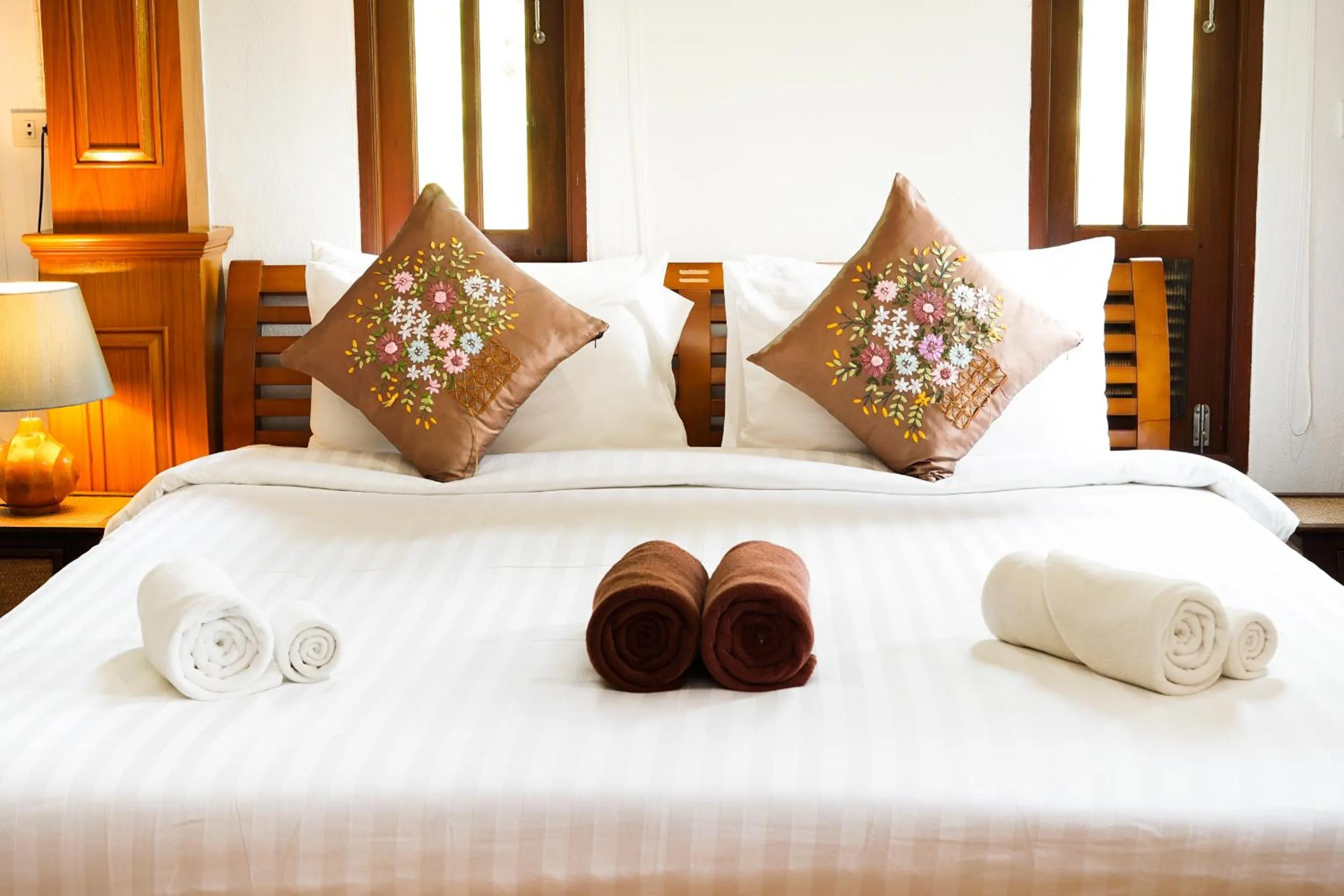 Bed in Tanote Villa SHA Extra Plus