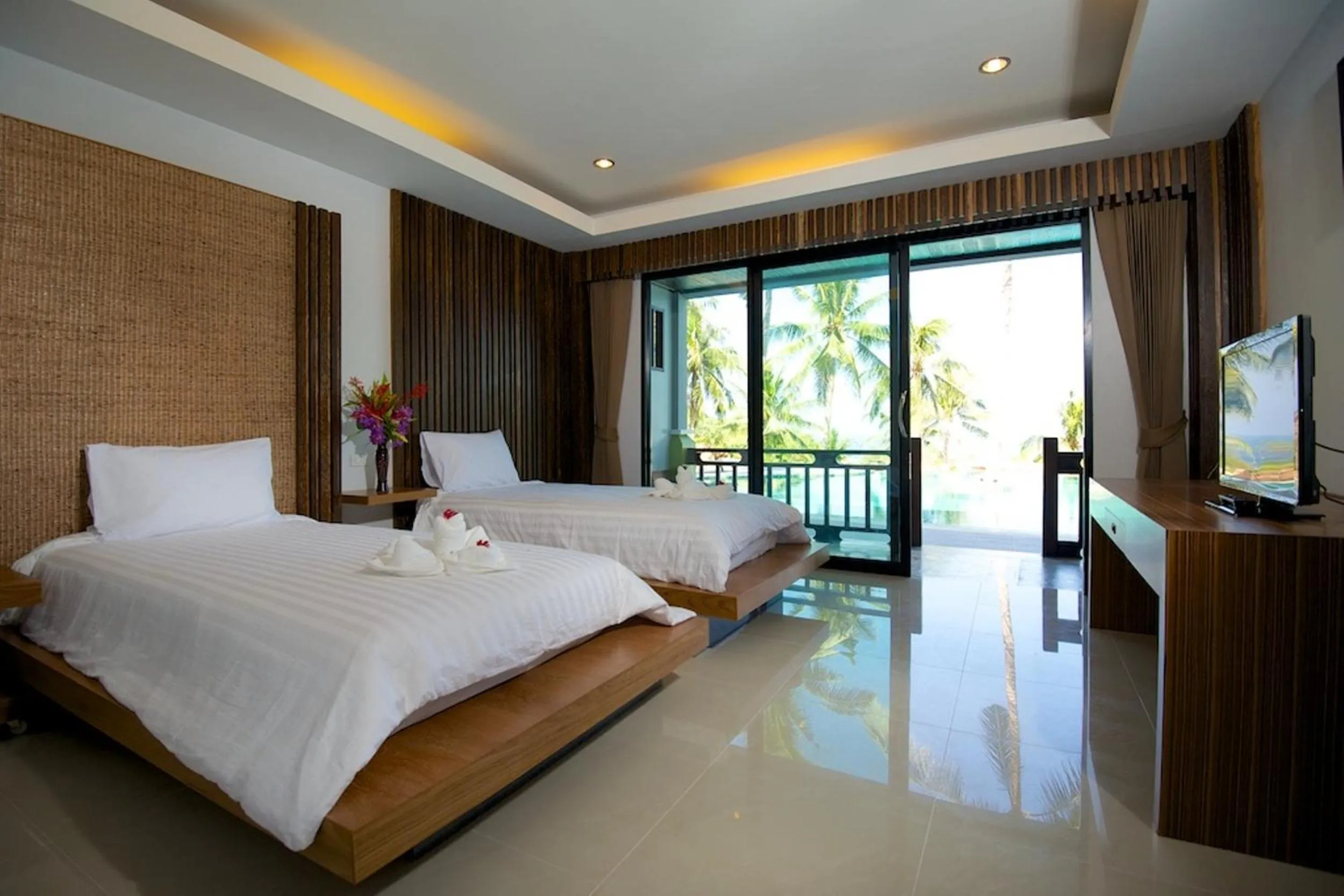 Bed in Tanote Villa SHA Extra Plus