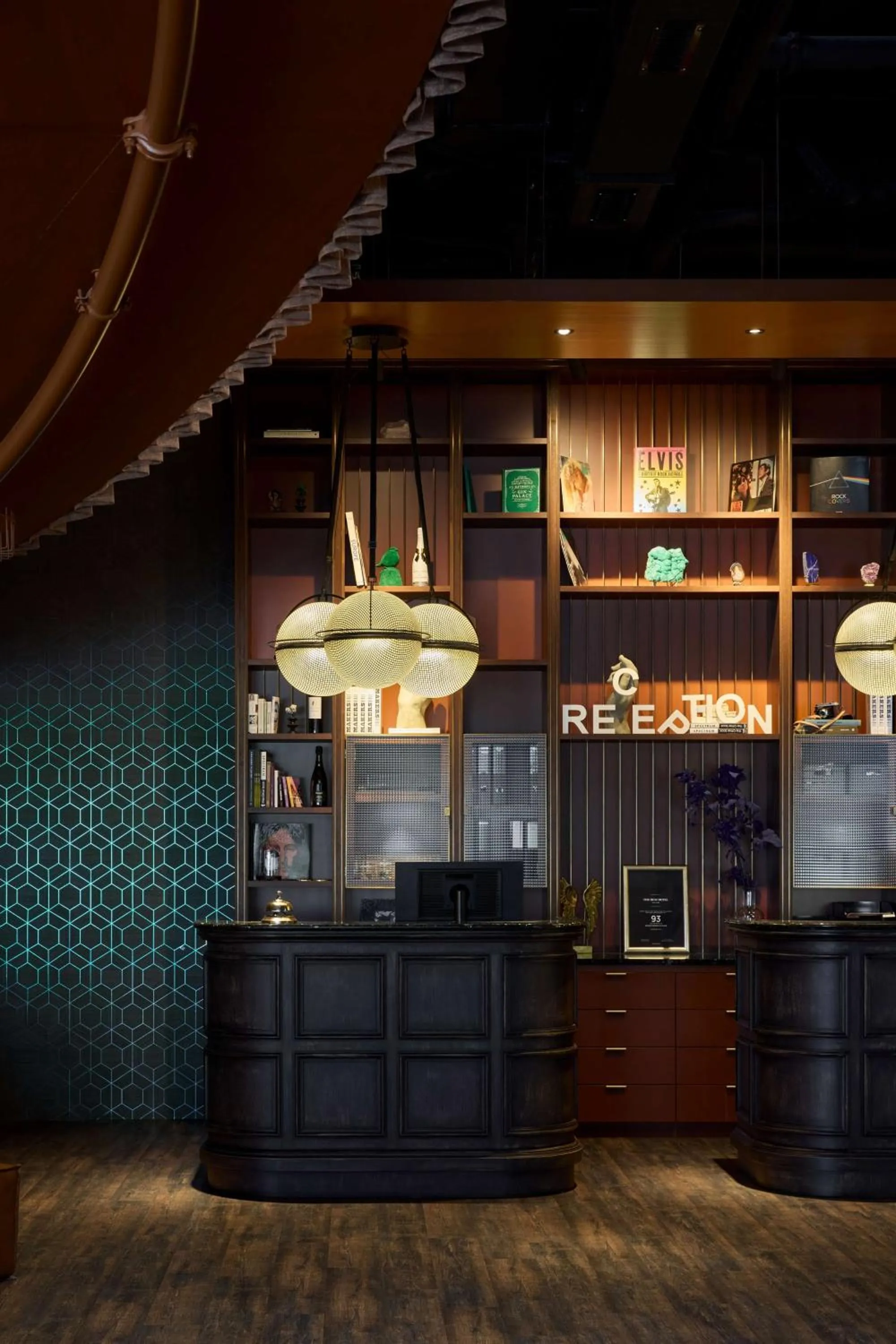 Lobby or reception in The Hide Flims Hotel