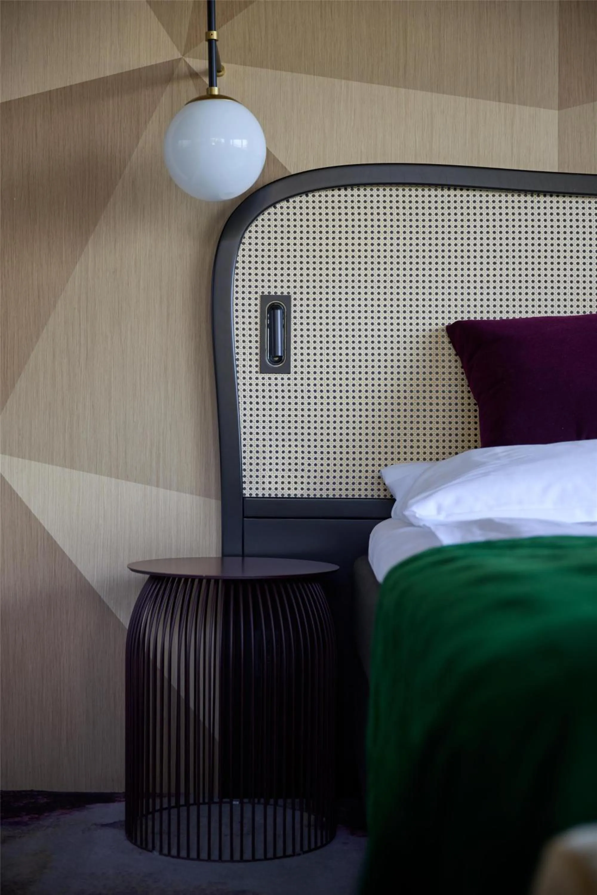 Bedroom, Bed in Me and All Hotel Flims, by Hyatt