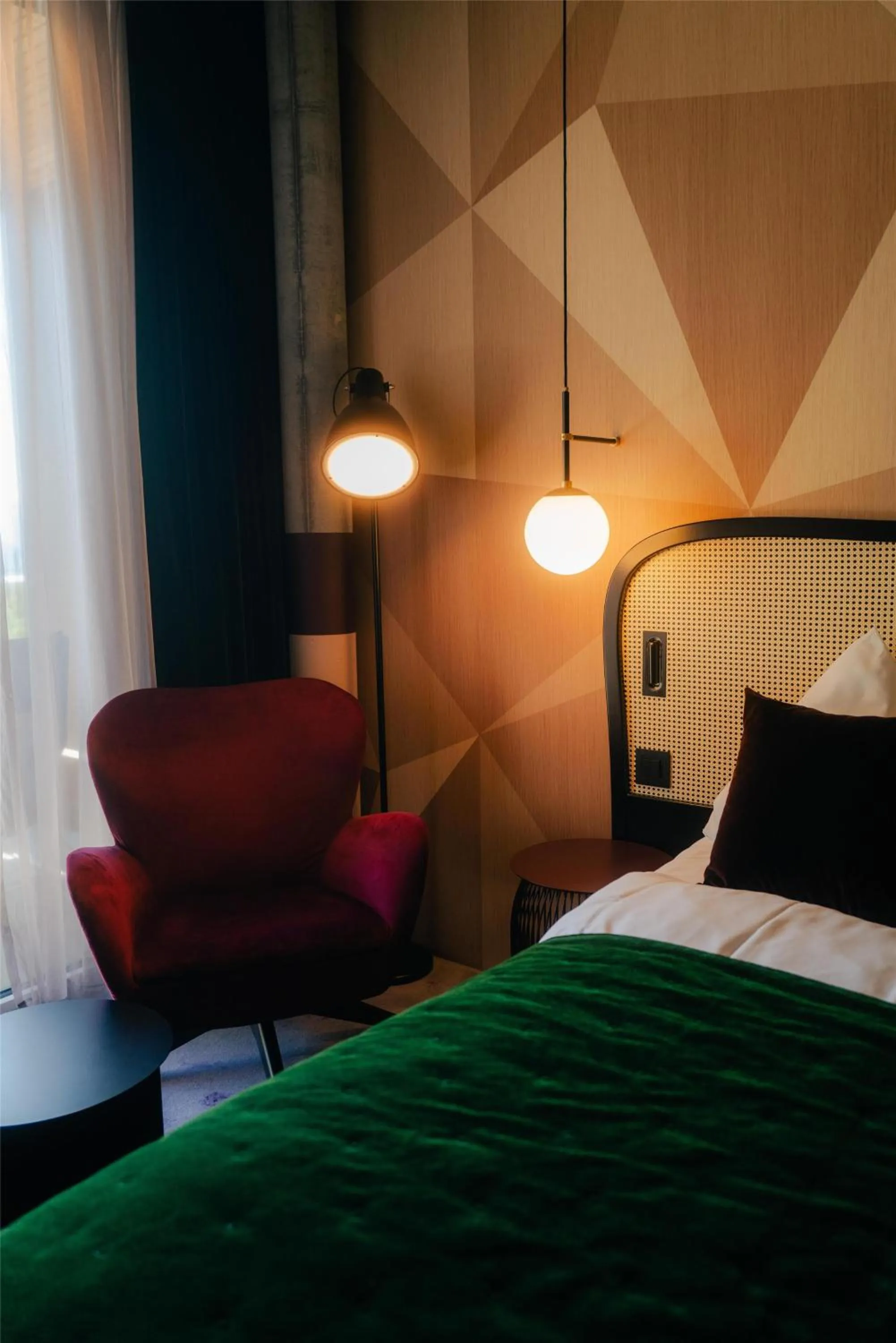 Bedroom, Bed in Me and All Hotel Flims, by Hyatt