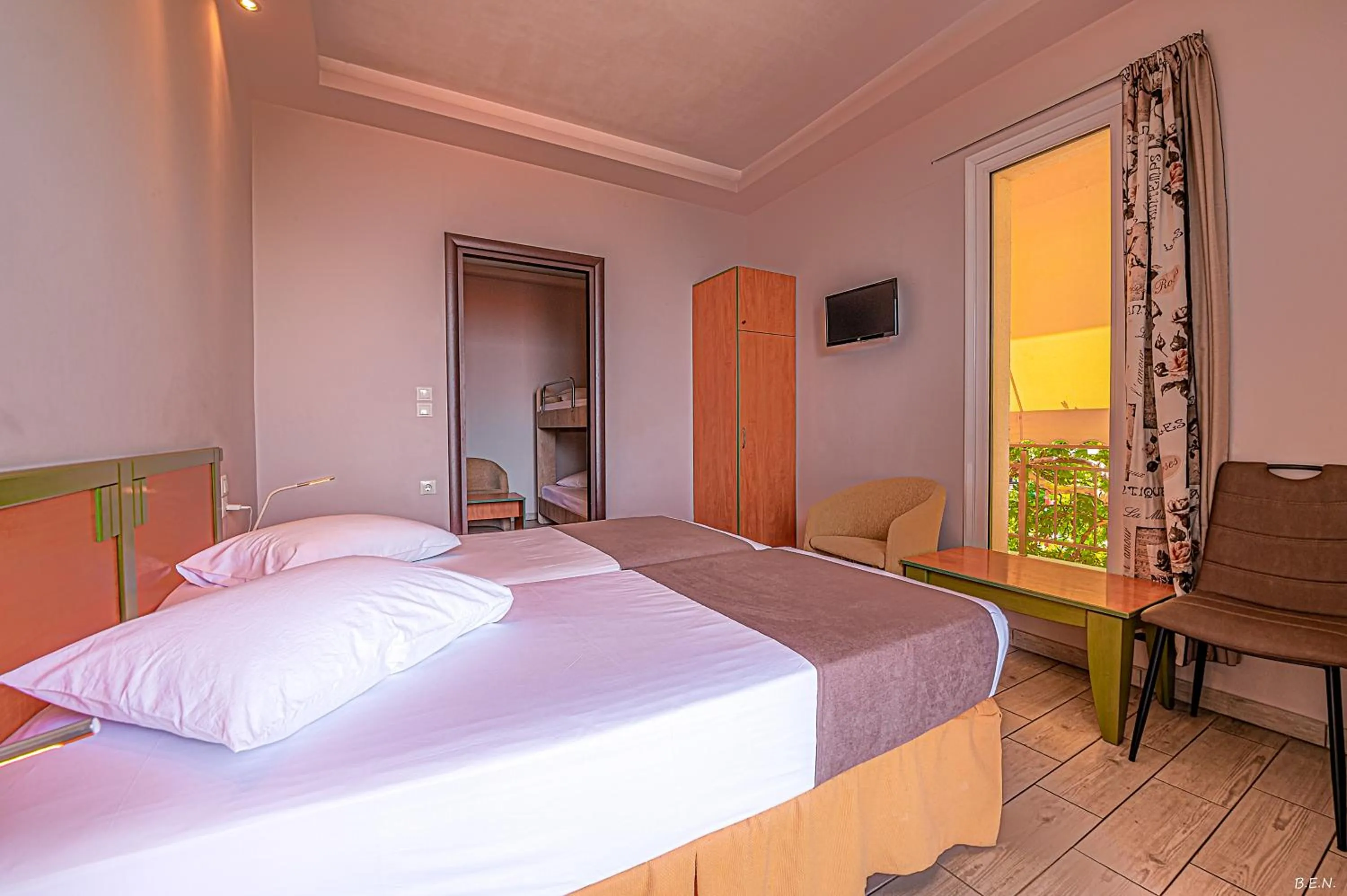 Bed in Castella Beach