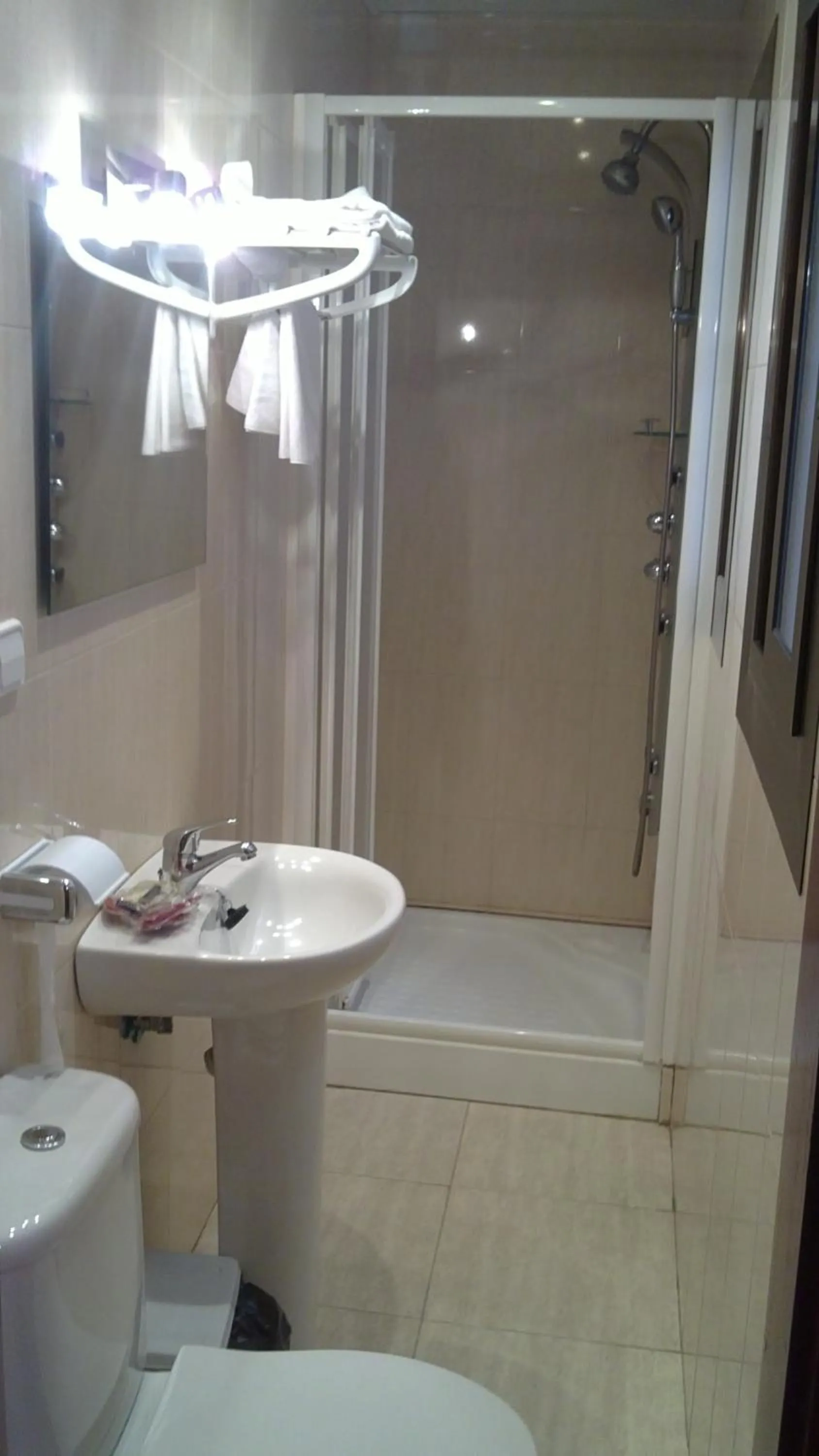 Bathroom in Hostal Can Jaume