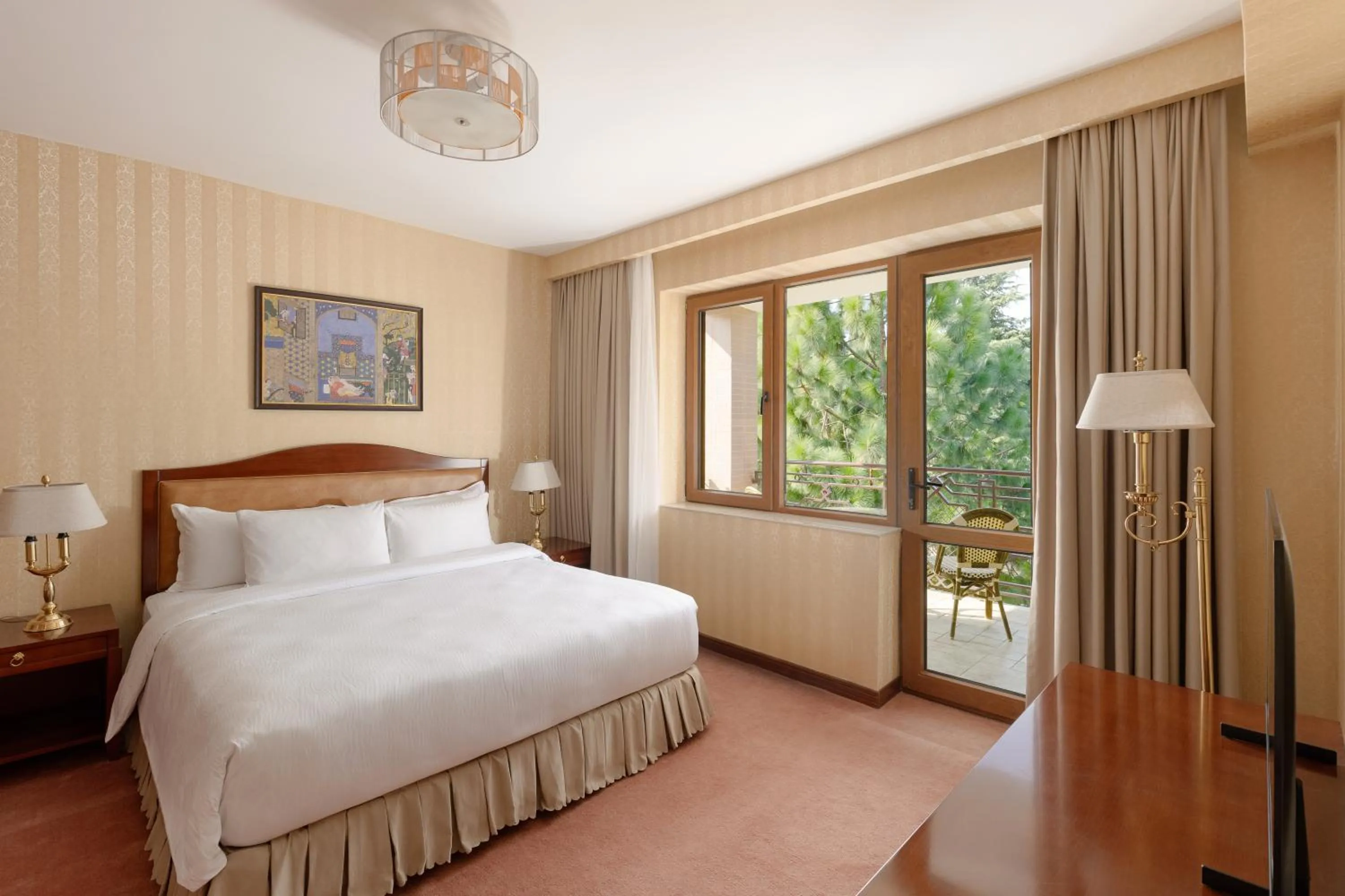 Bedroom, Bed in Ramada Plaza by Wyndham Gence