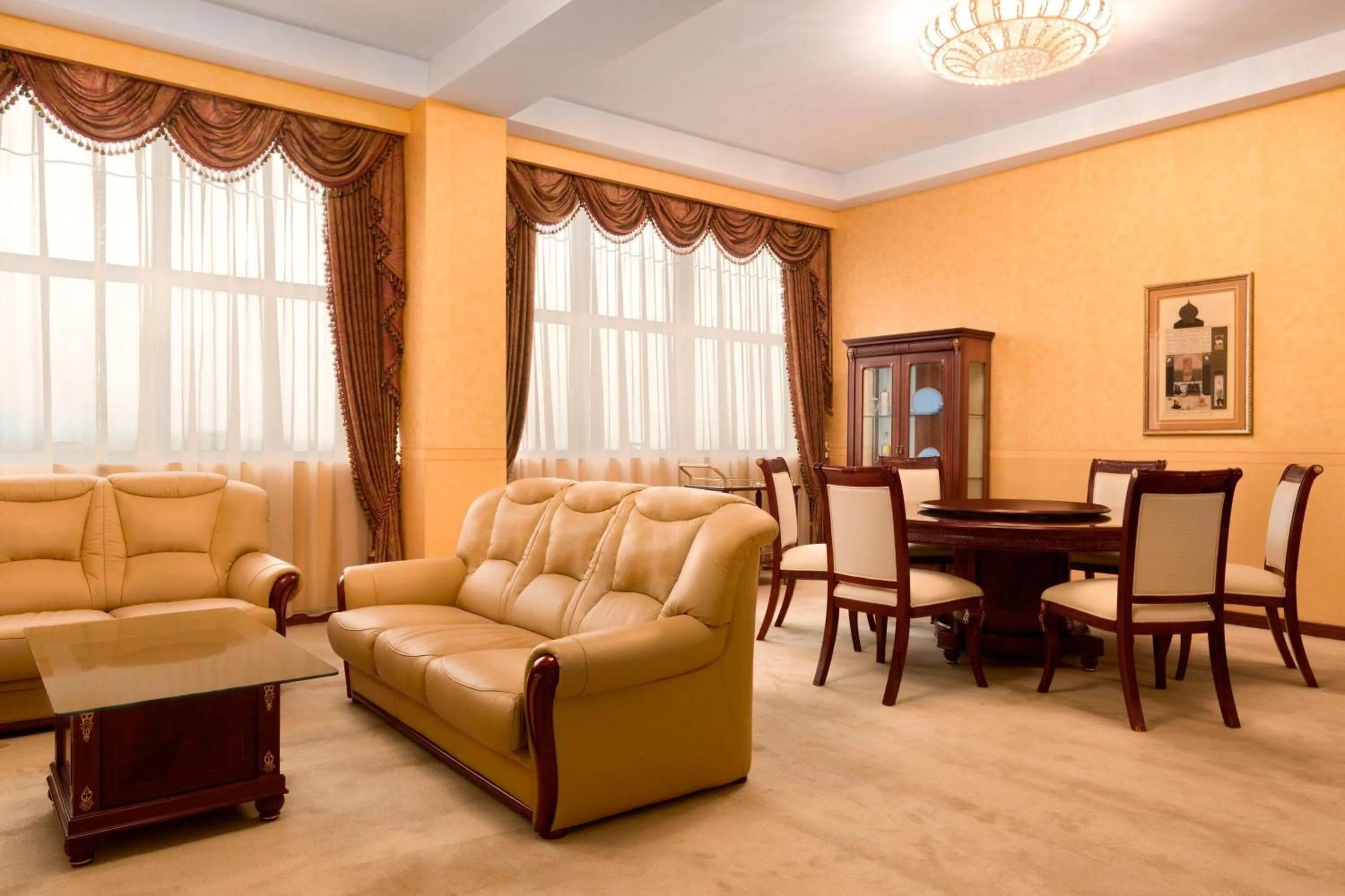 Photo of the whole room in Ramada Plaza by Wyndham Gence