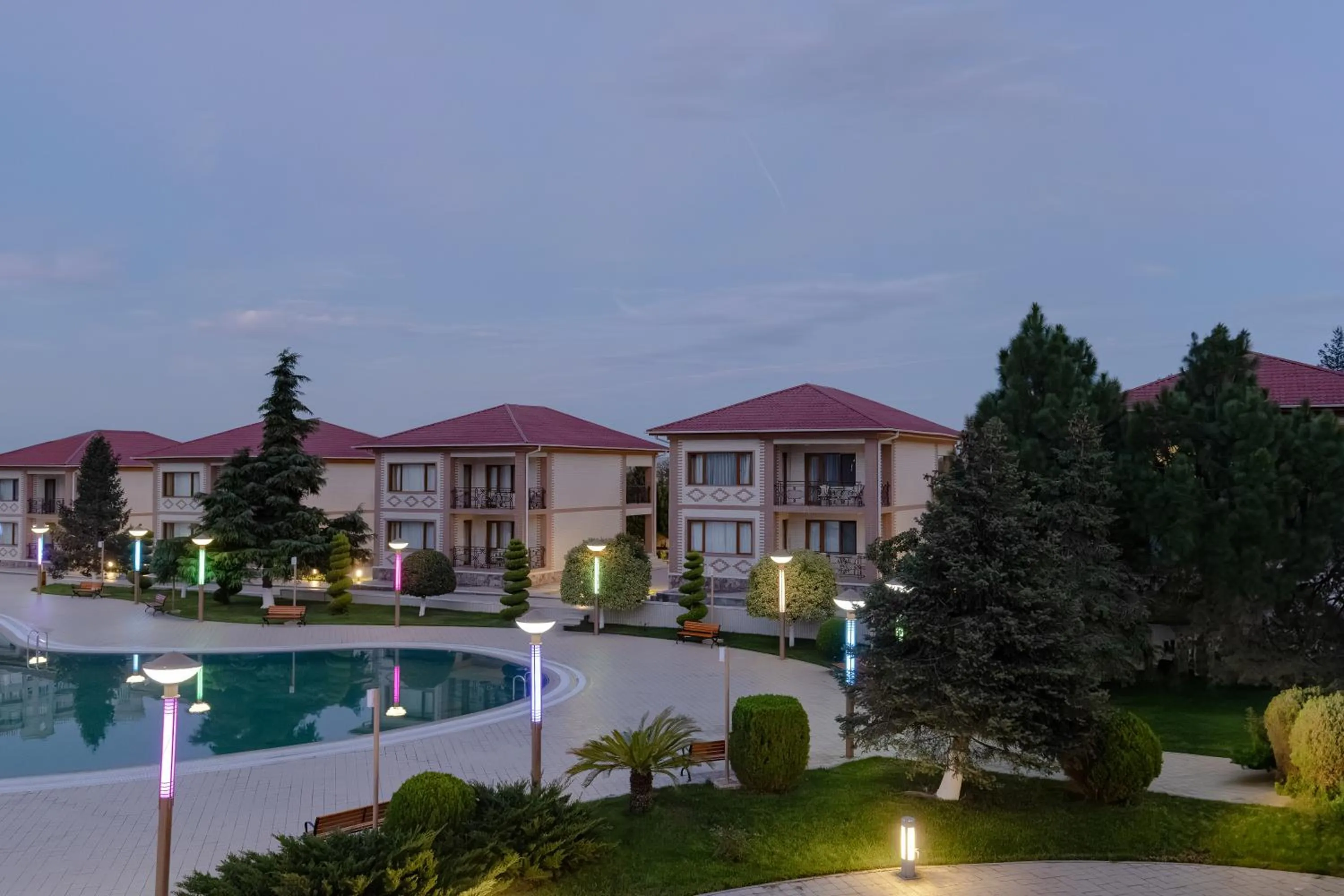 Night in Ramada Plaza by Wyndham Gence