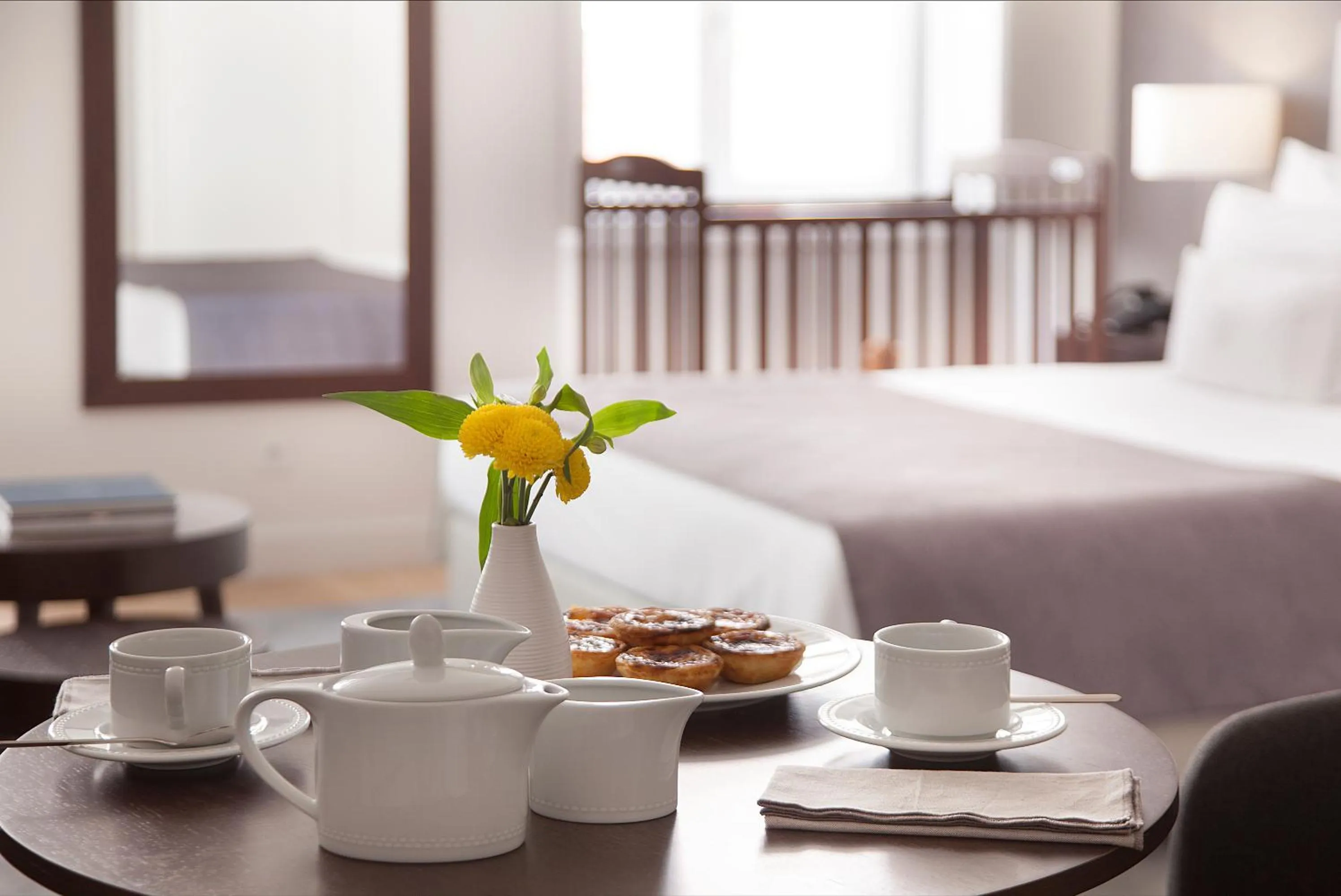 Food and drinks, Bed in Grape Harbor Prata Apartments