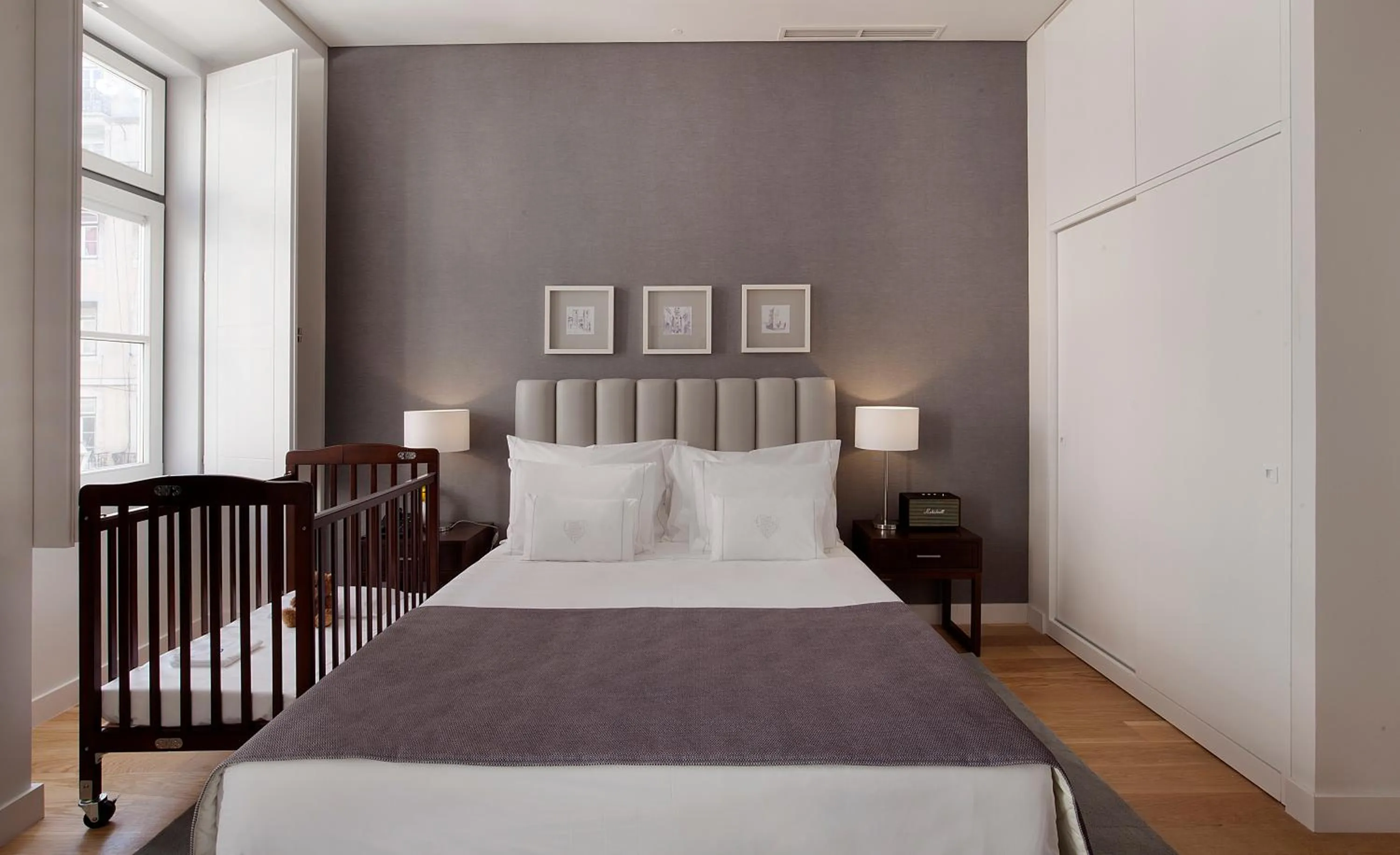 Photo of the whole room, Bed in Grape Harbor Prata Apartments