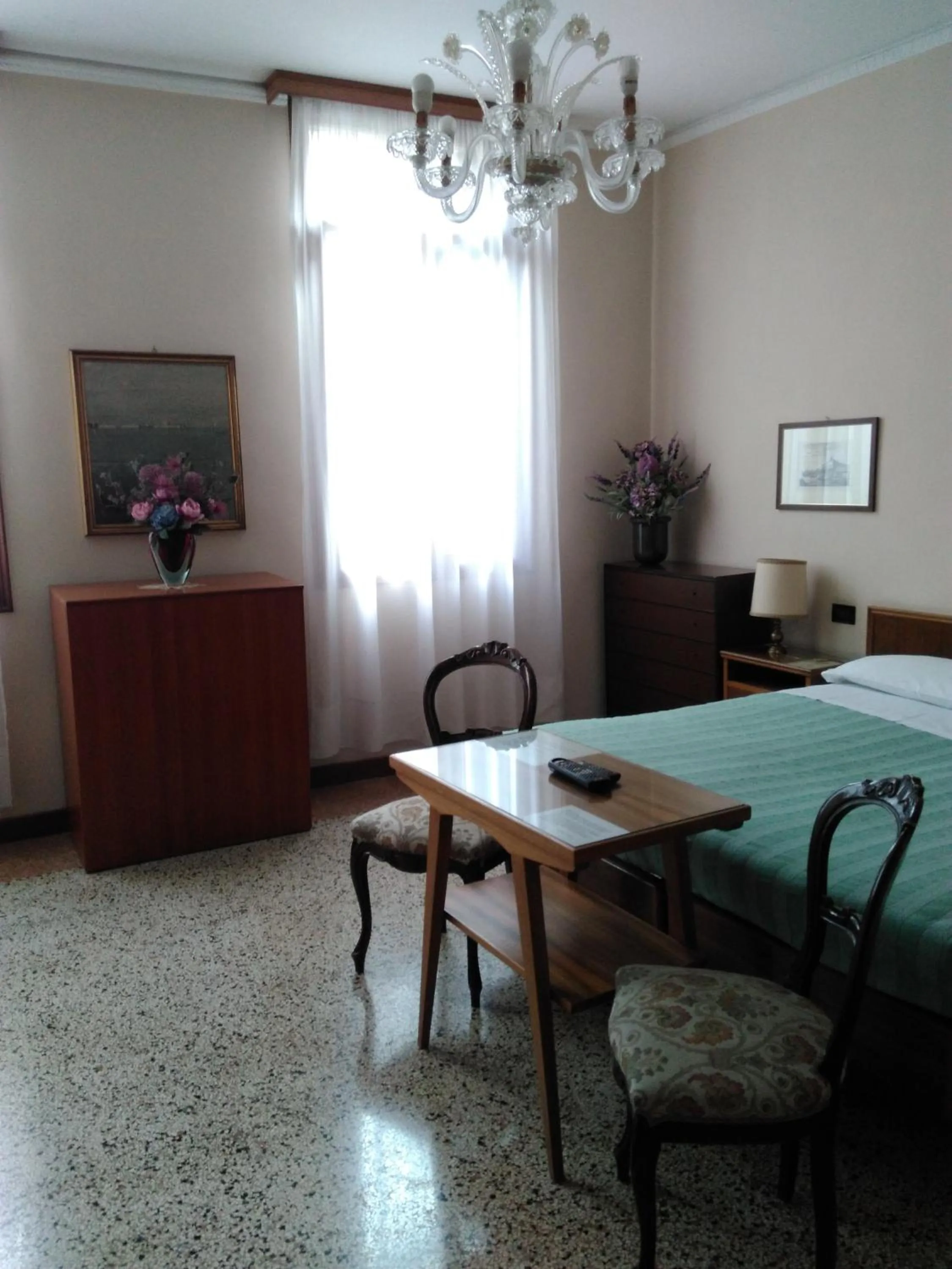 Photo of the whole room in Albergo Al Gobbo