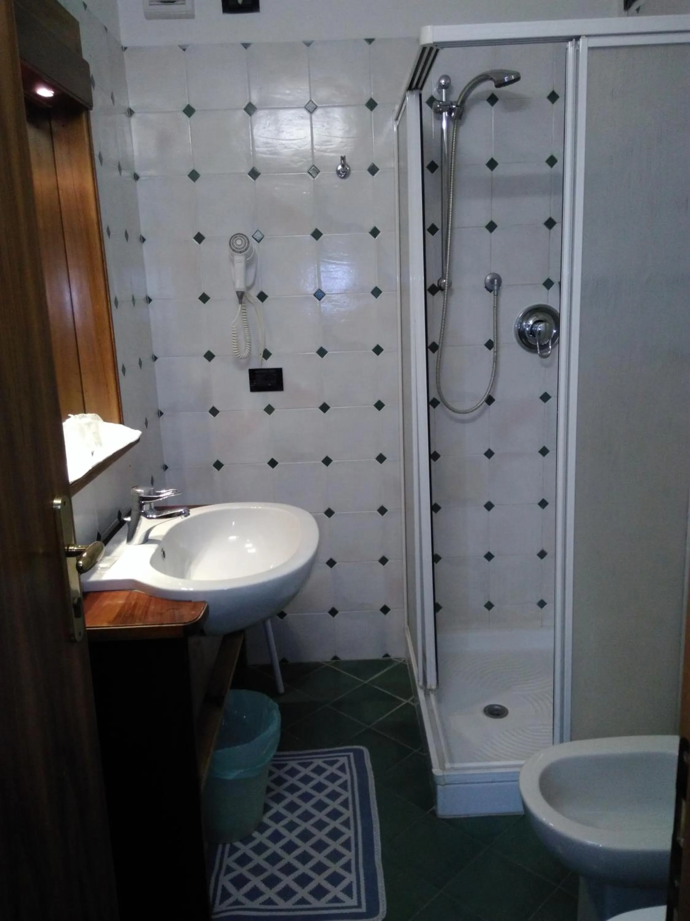 Bathroom in Albergo Al Gobbo