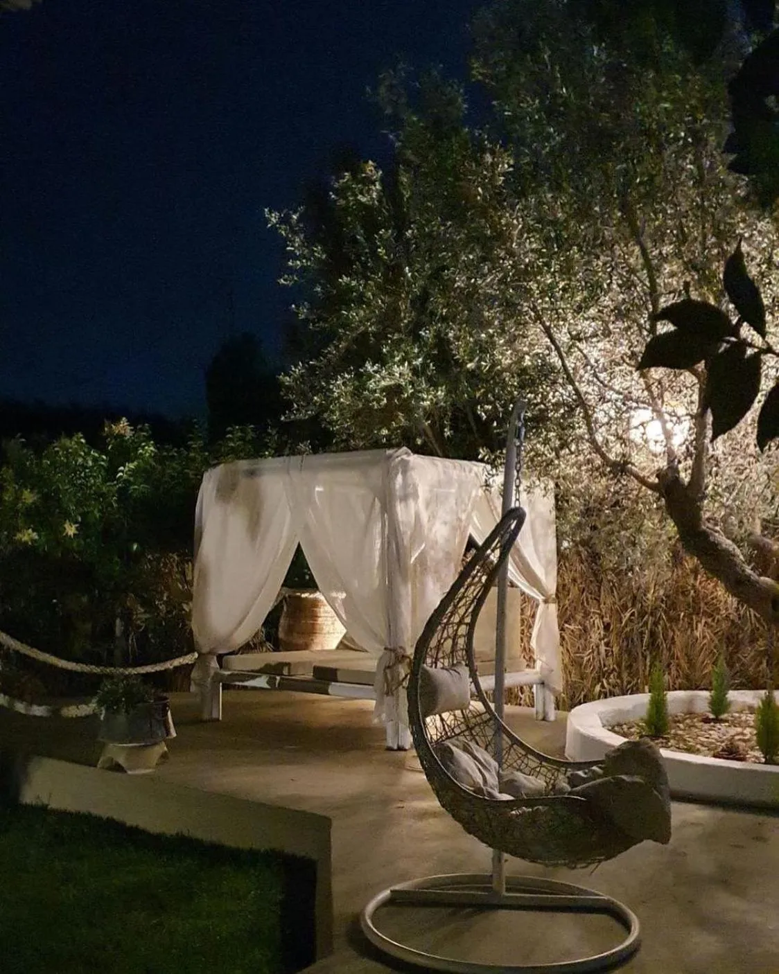 Patio in Elefteria Apts & Suites