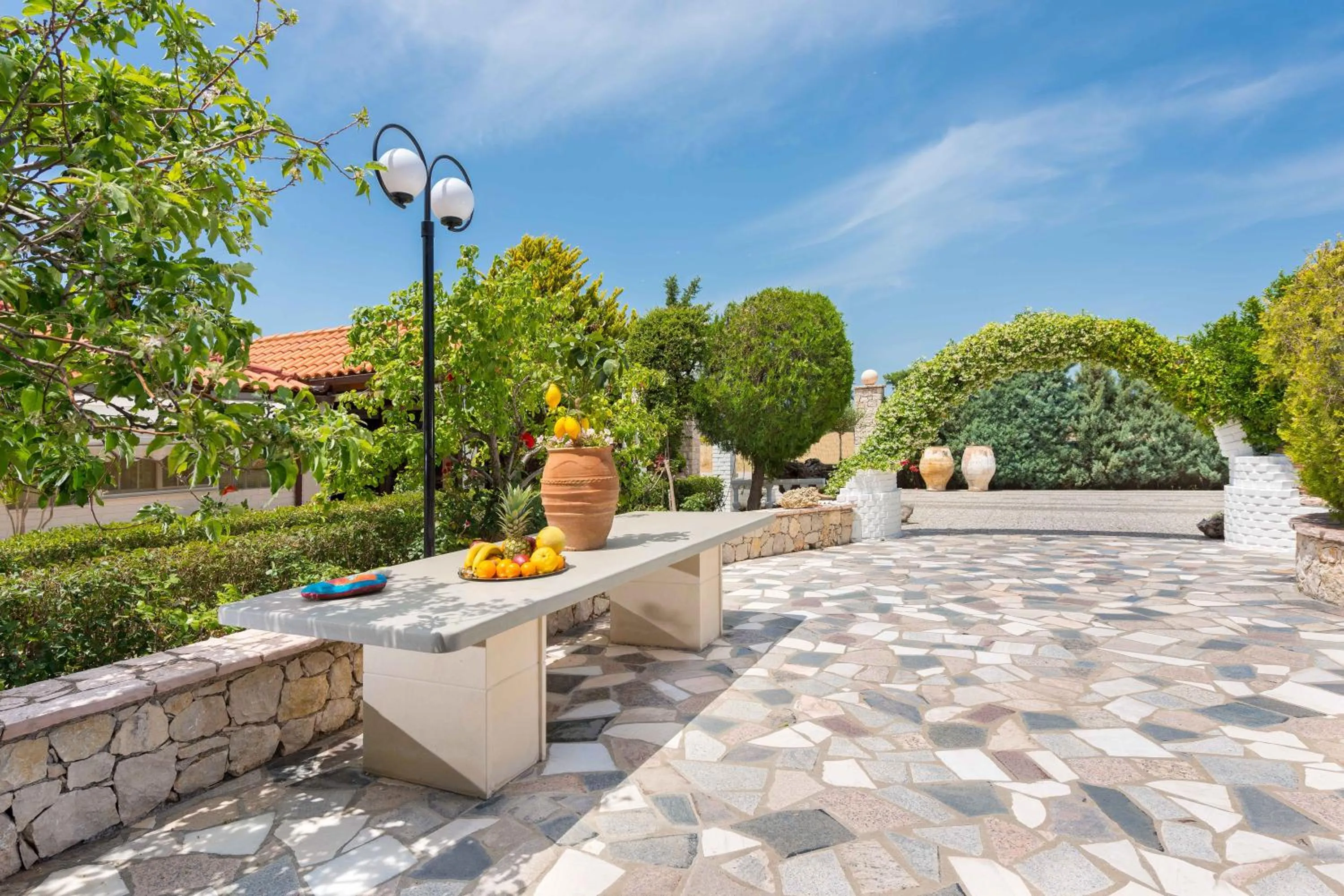 Patio in Elefteria Apts & Suites