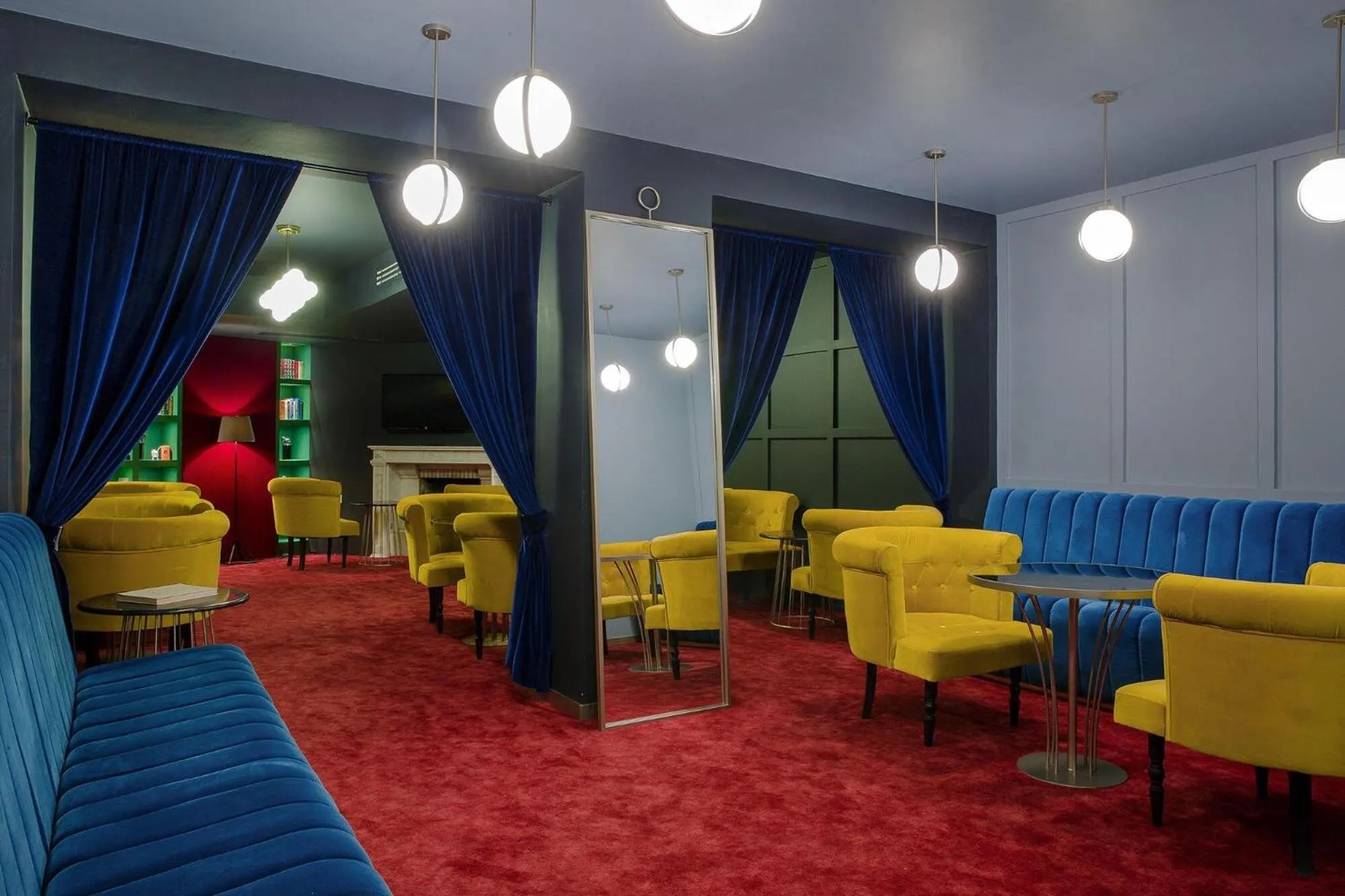 Lounge or bar in King Gorgasali