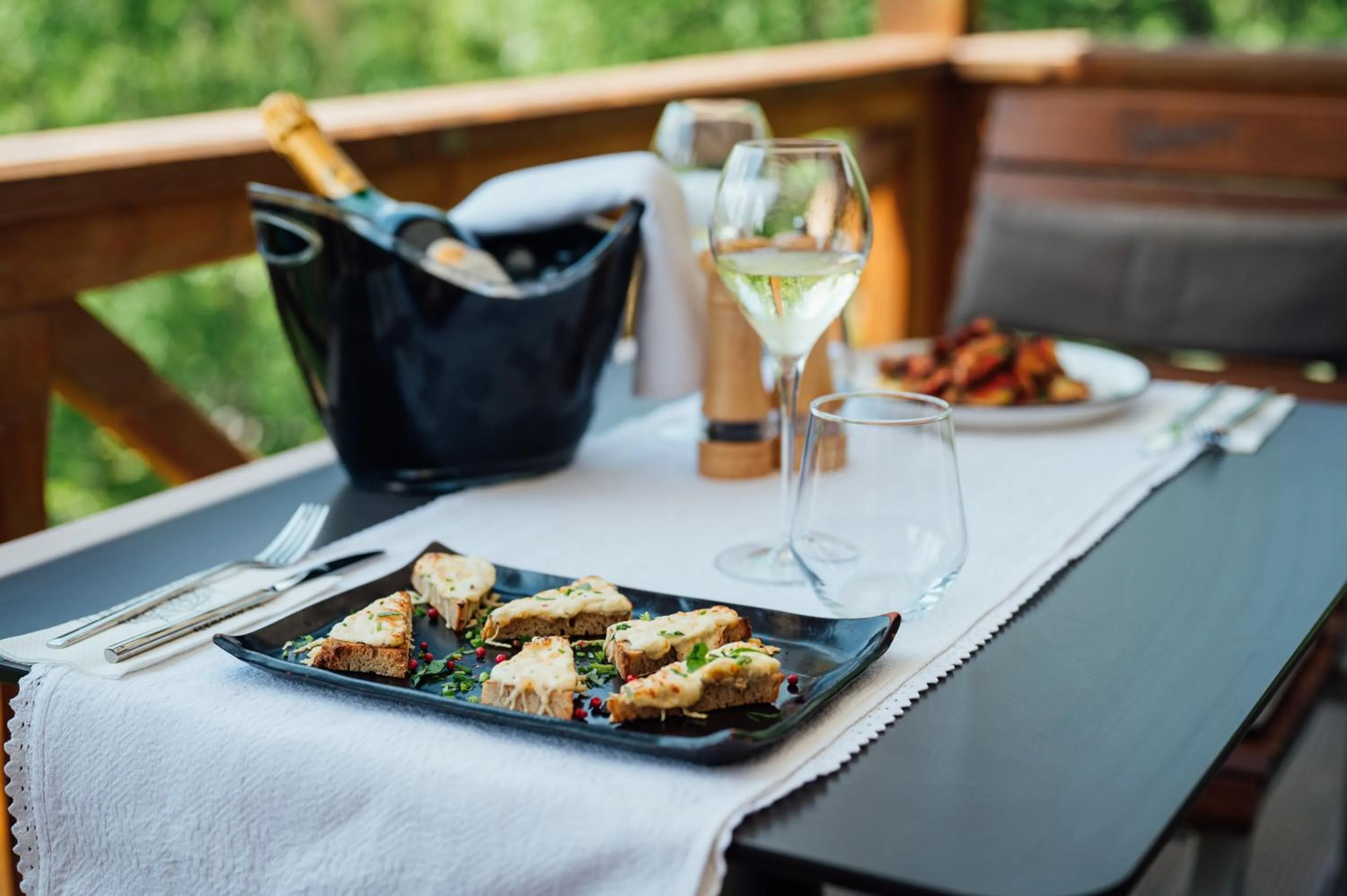 Restaurant/places to eat in Balvanyos Resort - Peakture Hotel & Grand Hotel Balvanyos