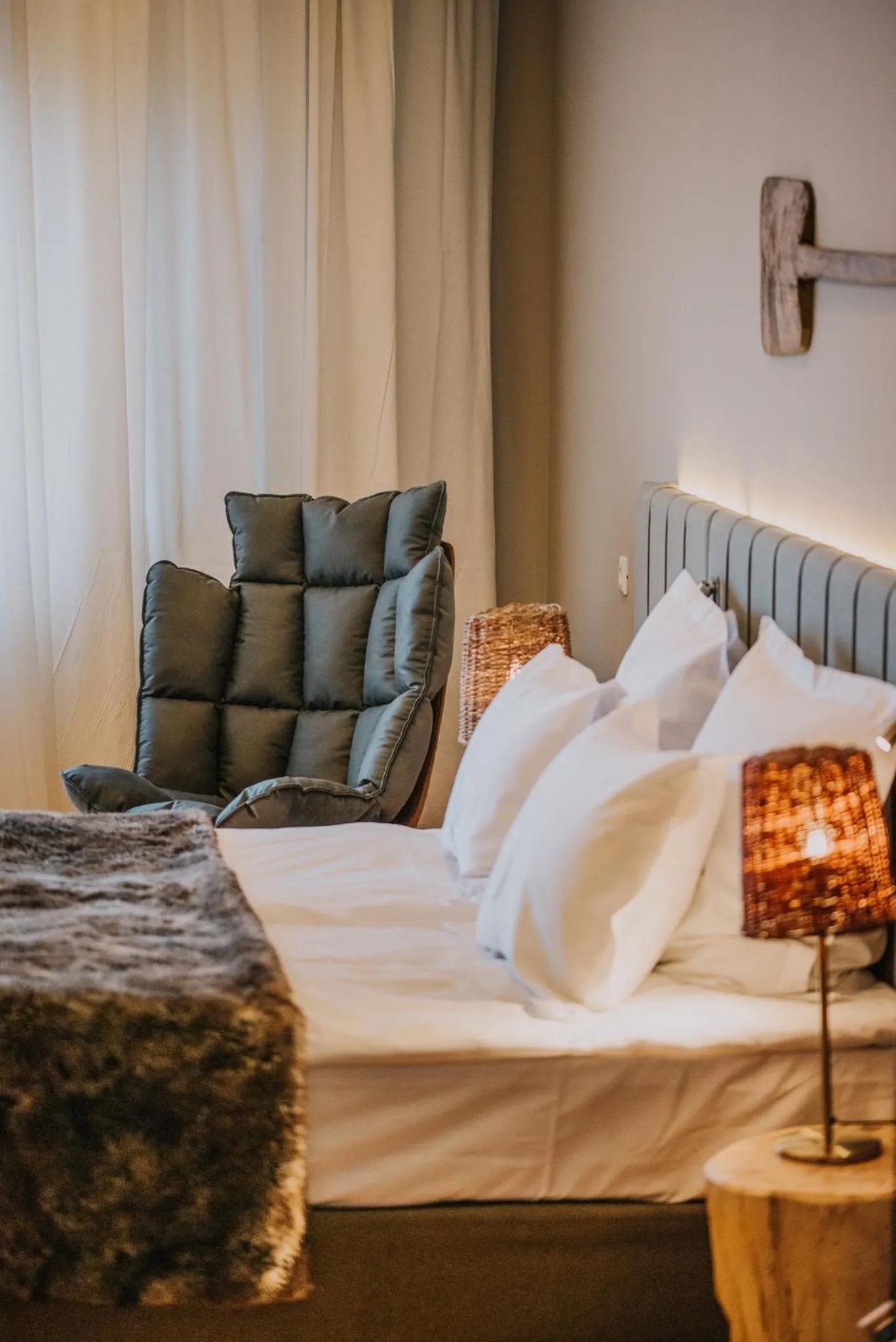 Bed in Balvanyos Resort - Peakture Hotel & Grand Hotel Balvanyos