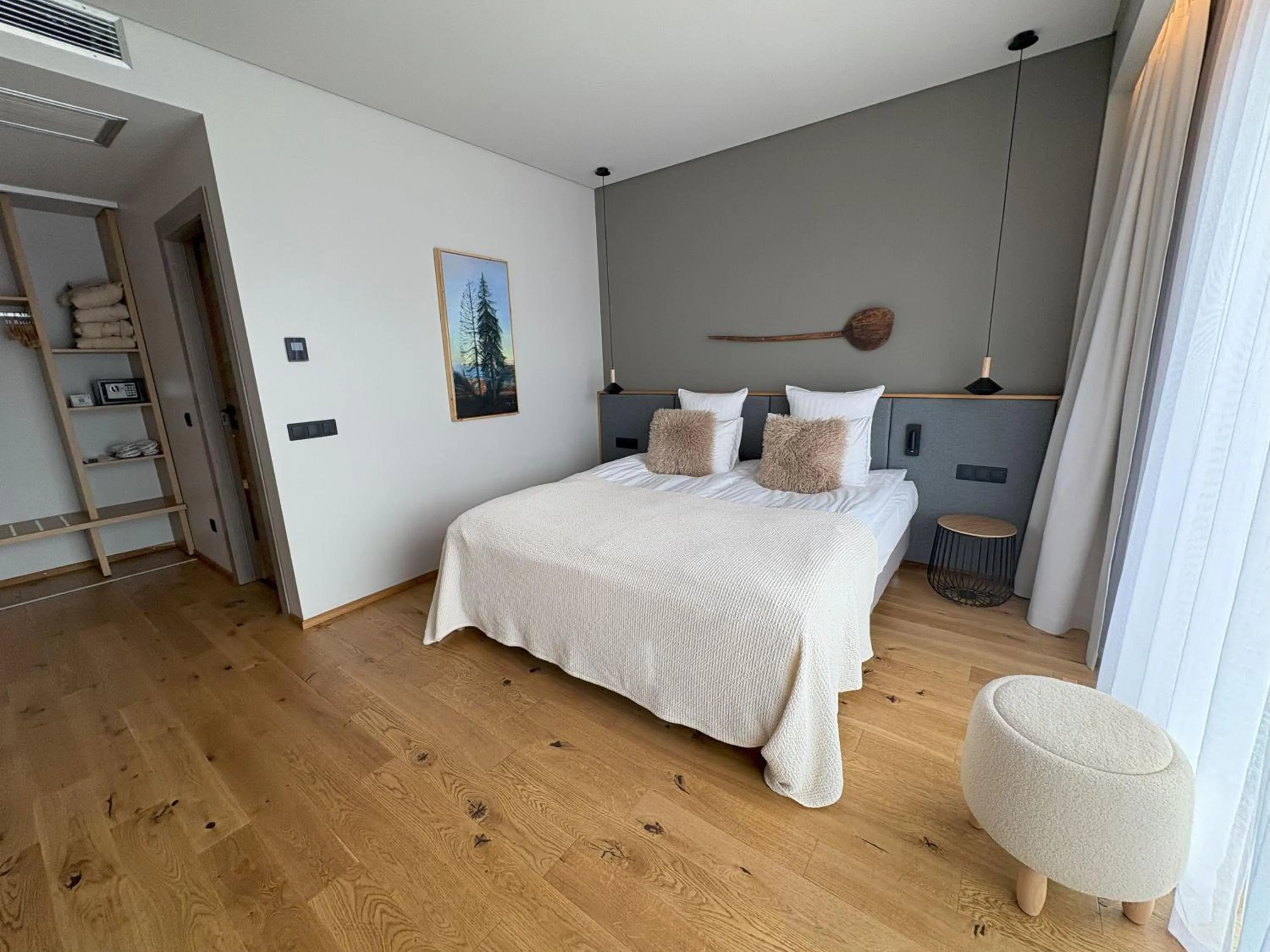 Bedroom, Bed in Balvanyos Resort - Peakture Hotel & Grand Hotel Balvanyos