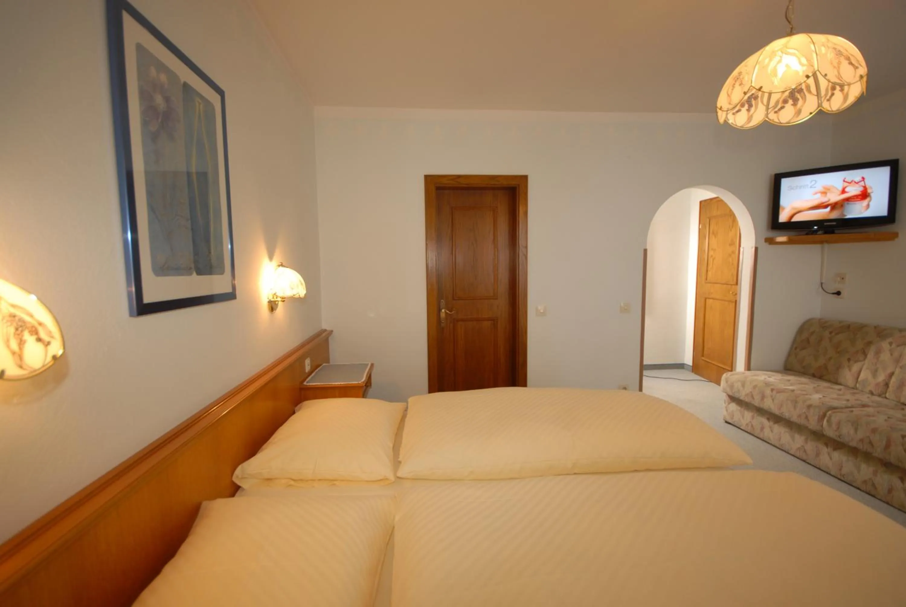 Photo of the whole room, Bed in Pension Riedlsperger
