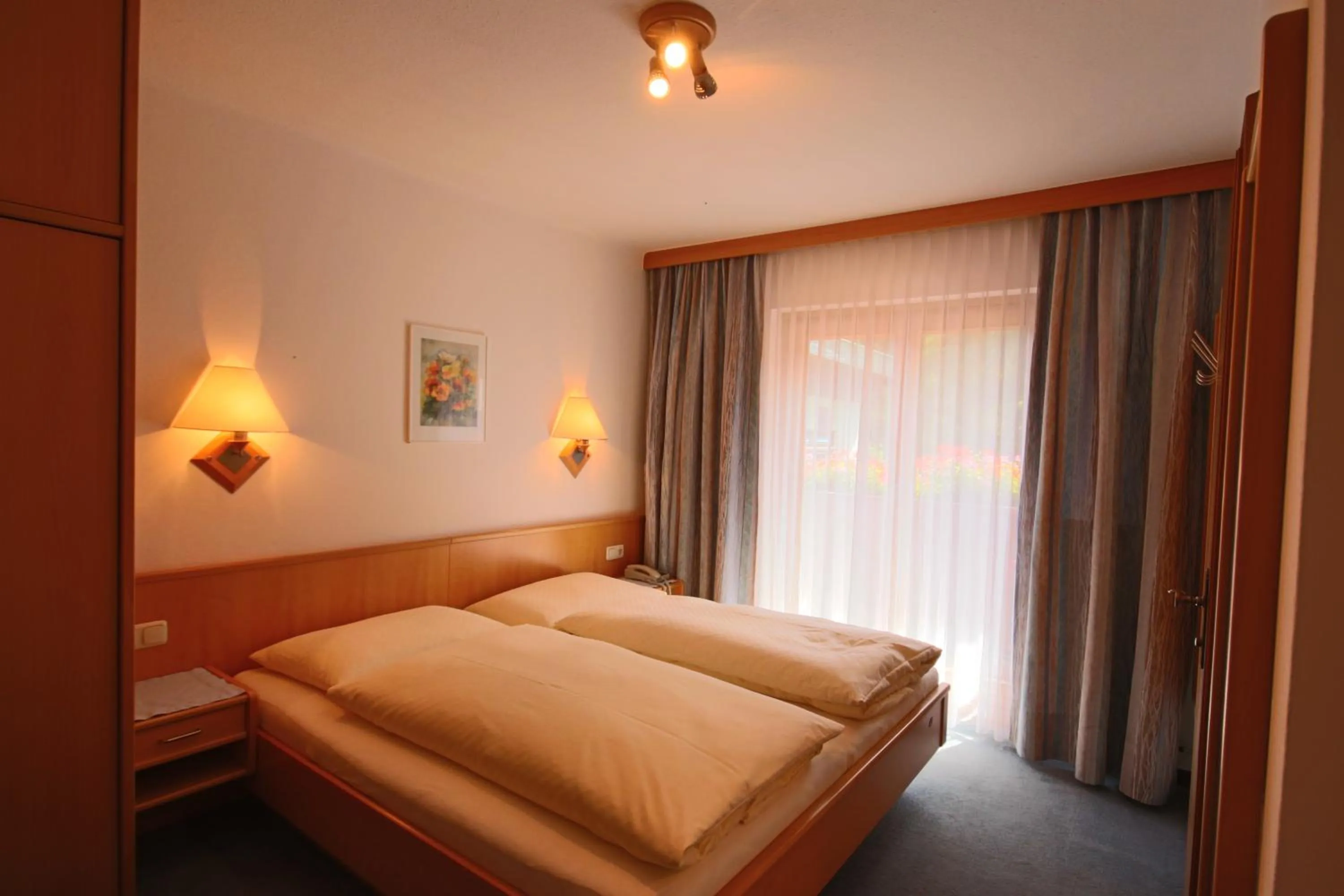 Photo of the whole room, Bed in Pension Riedlsperger
