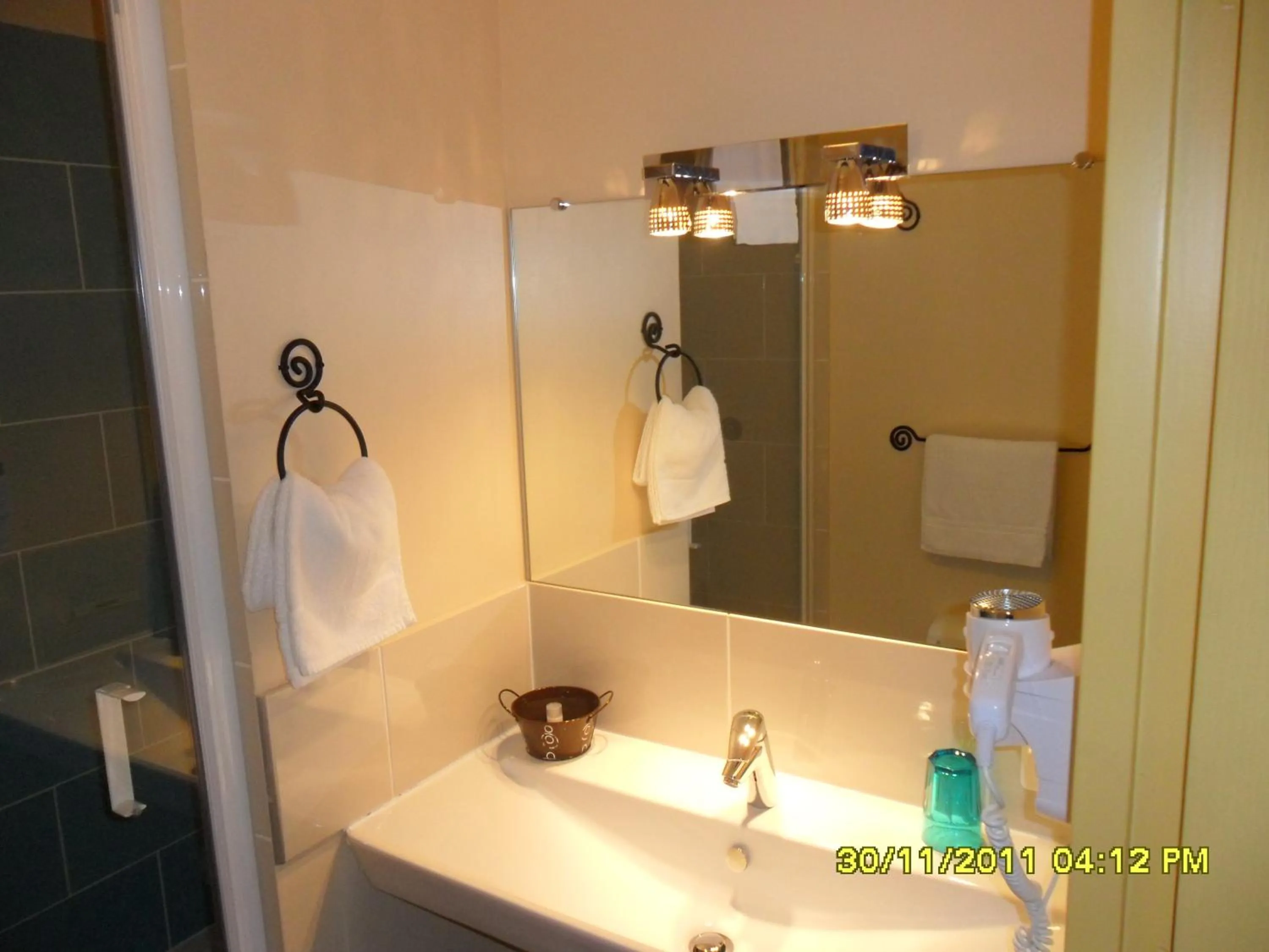 Bathroom in La Saleine