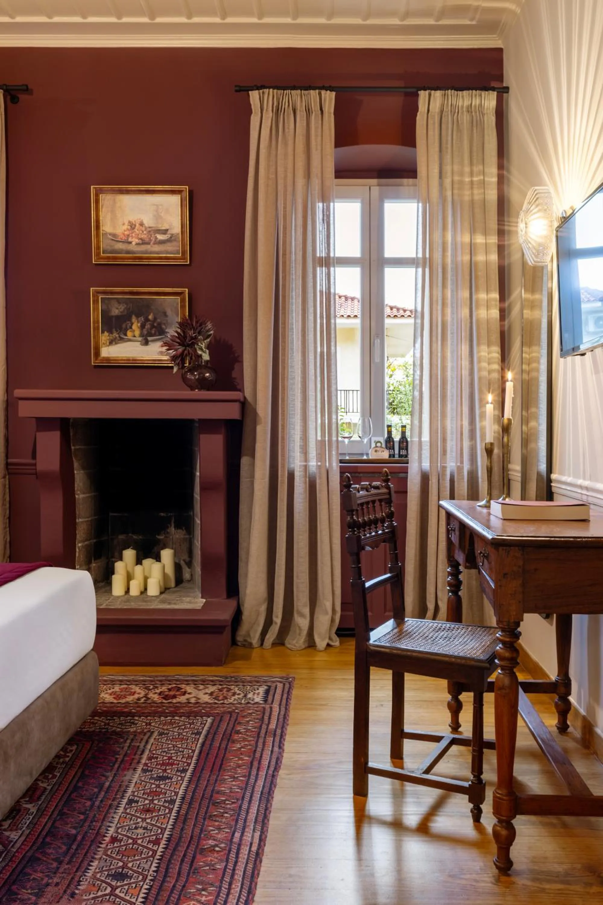 Bed in Archontiko Parnassus Dadi