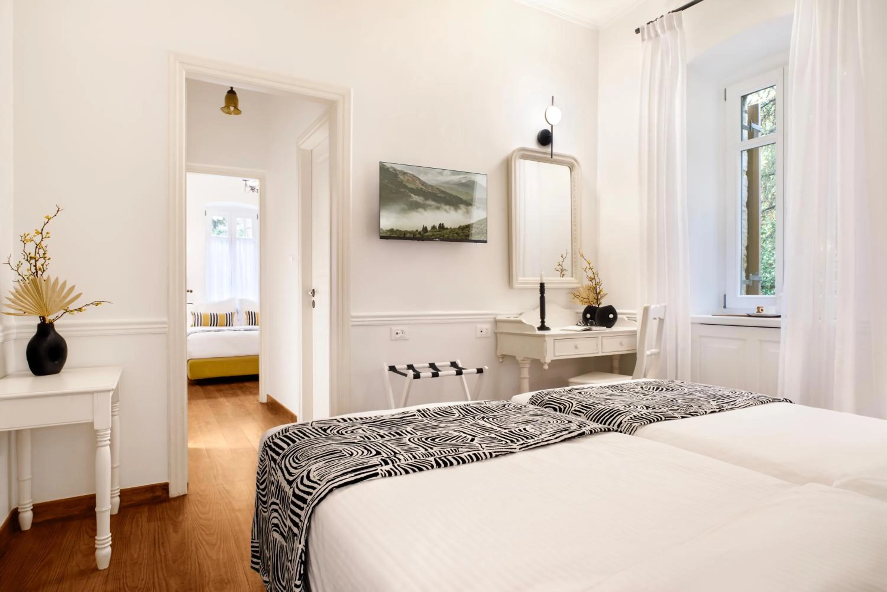 Bed in Archontiko Parnassus Dadi