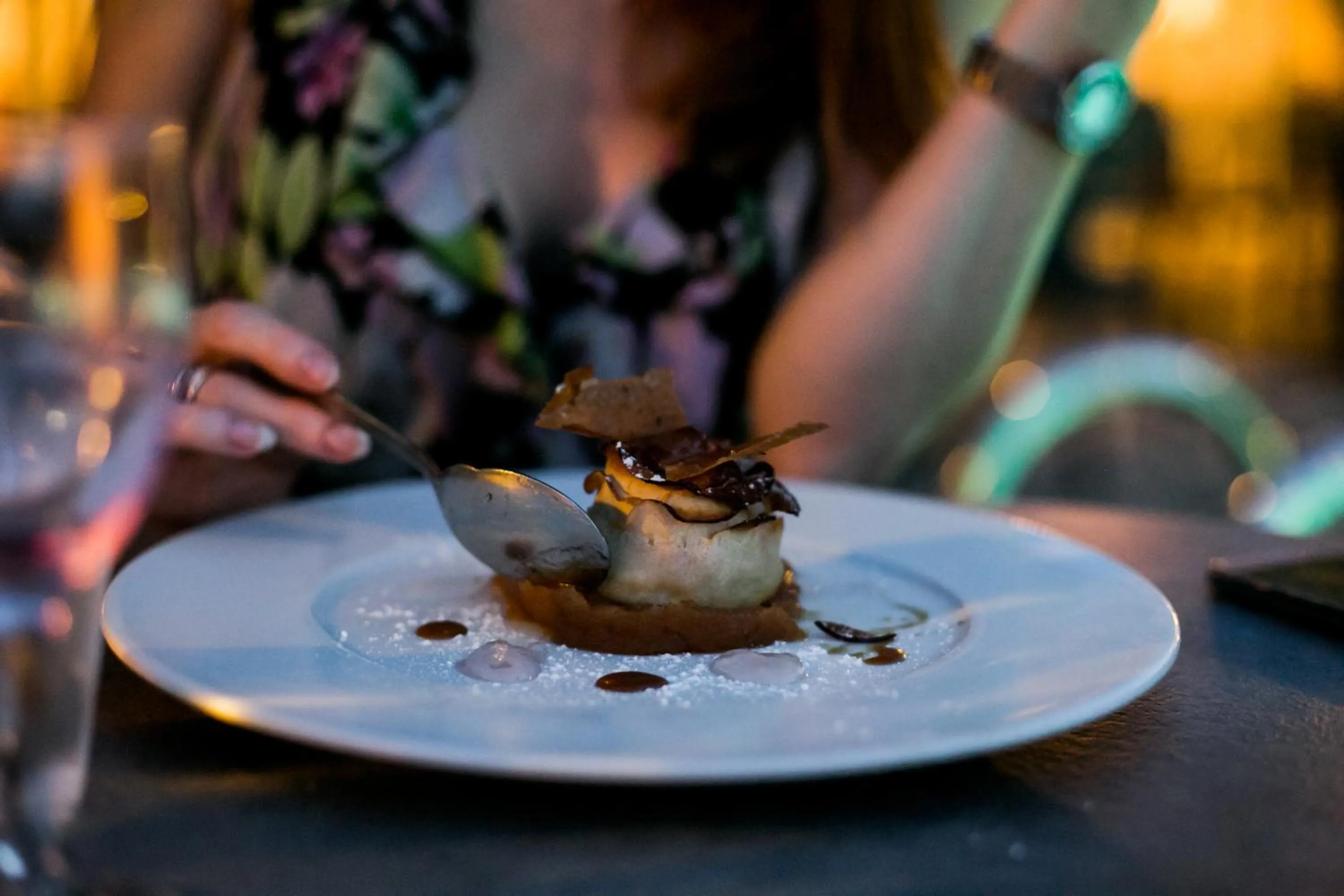 Restaurant/places to eat in L'Enclos des Lauriers Roses