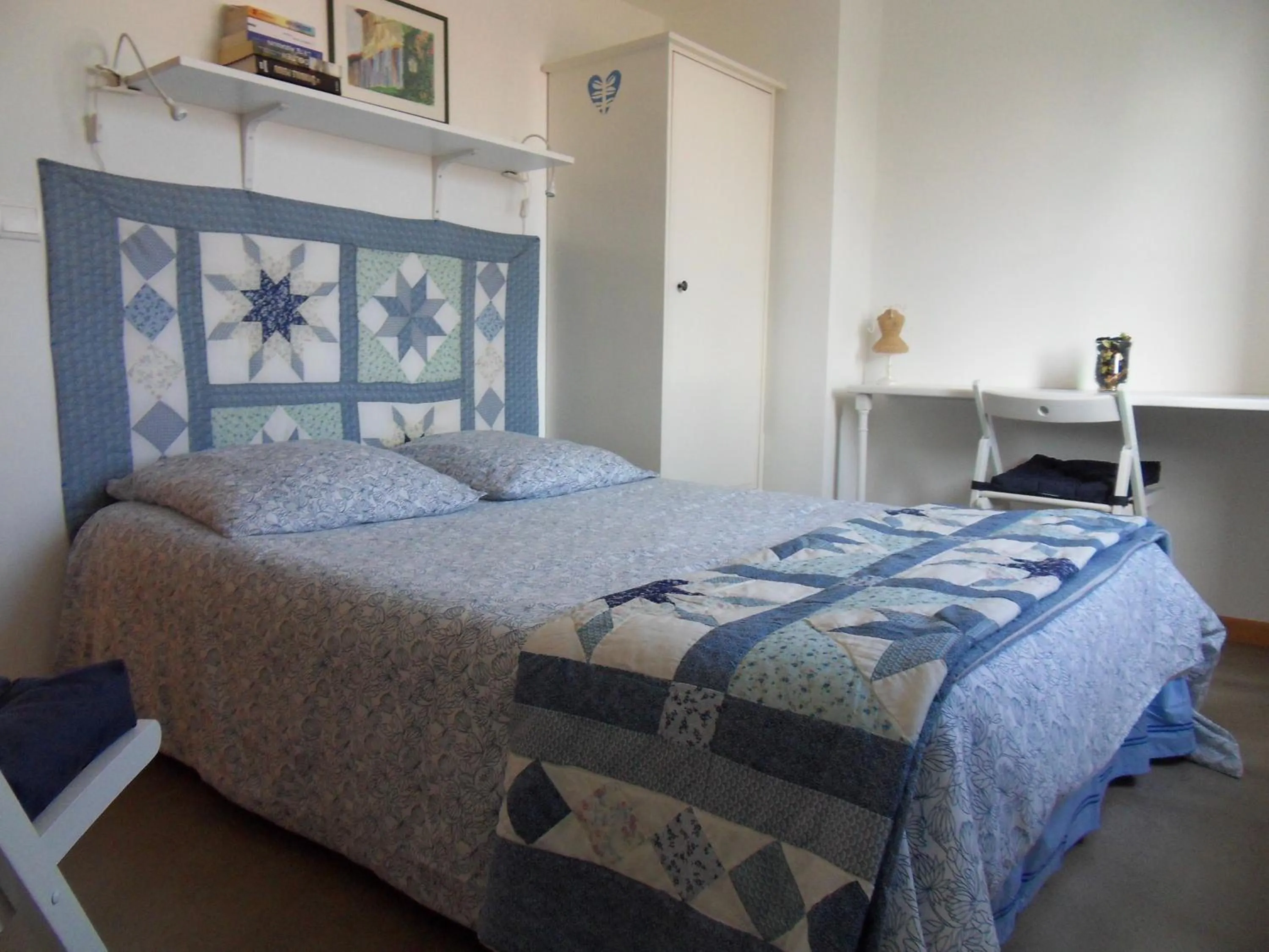 Bedroom, Bed in Le Jardin d'Ivana