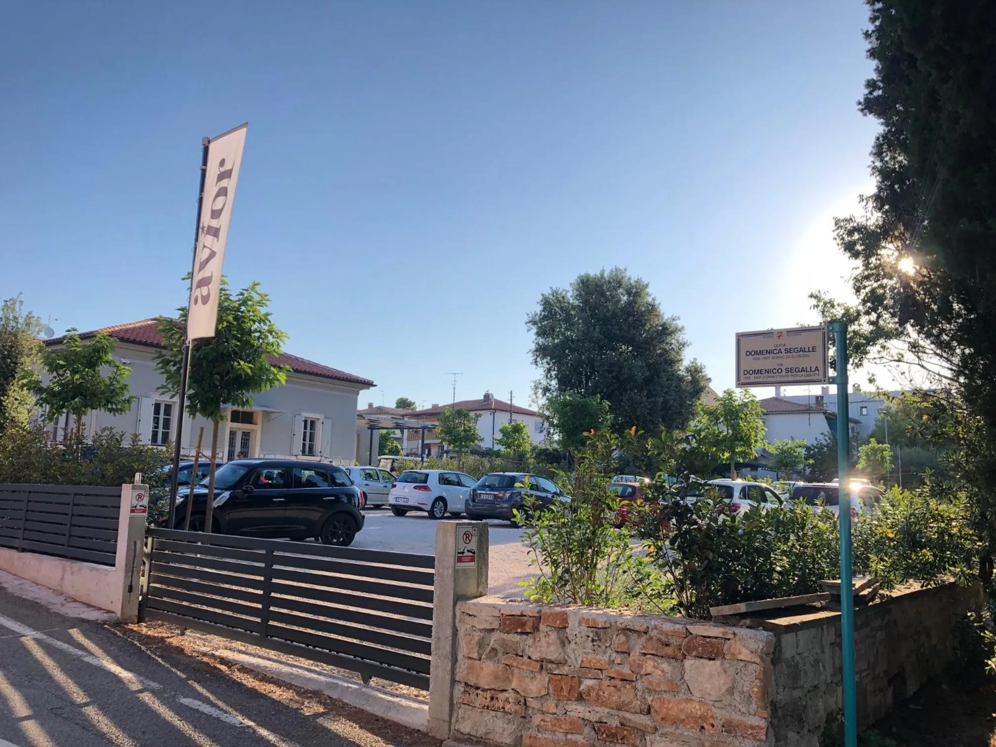 Parking in Noemi's rooms