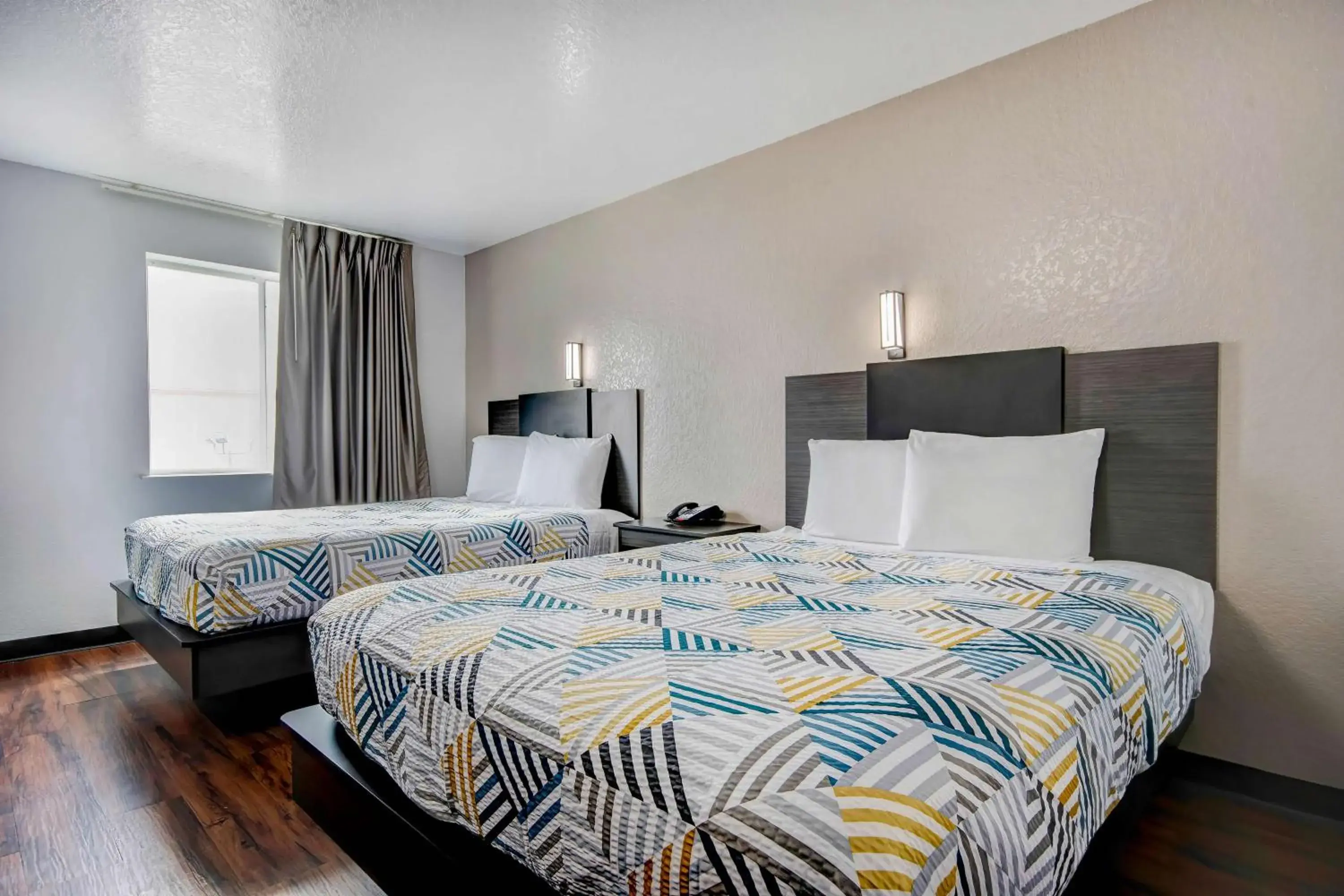 Bedroom, Bed in Motel 6-San Antonio, TX - Sea World North Bedroom, Bed in Motel 6-San Antonio, TX - Sea World North