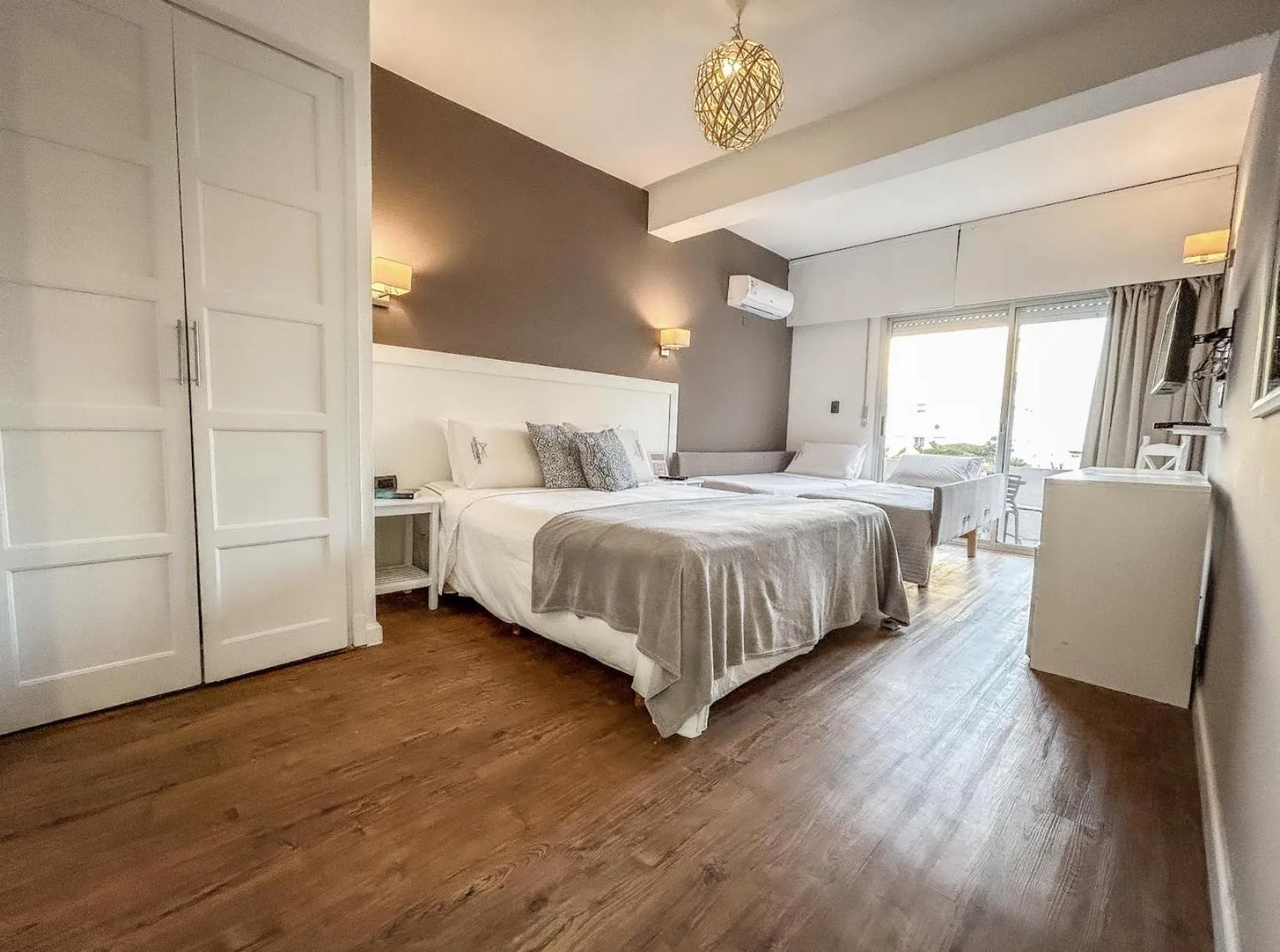 Bedroom, Bed in Hotel Milano