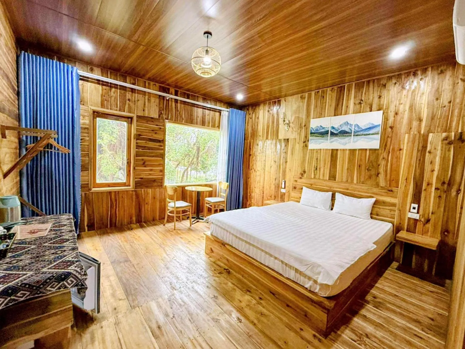 Bed in Tuyet's Homestay