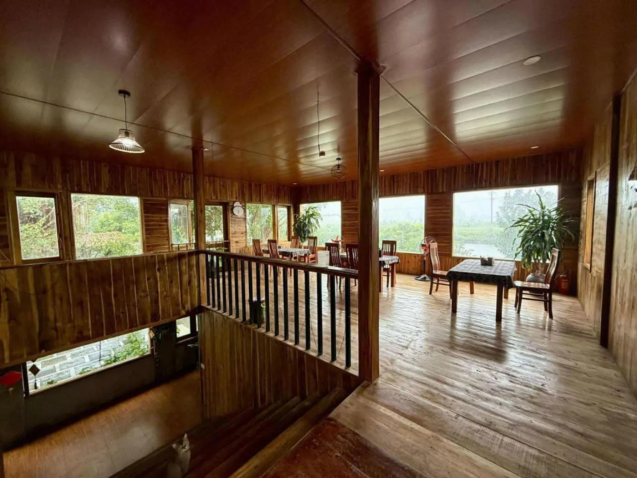 Living room in Tuyet's Homestay