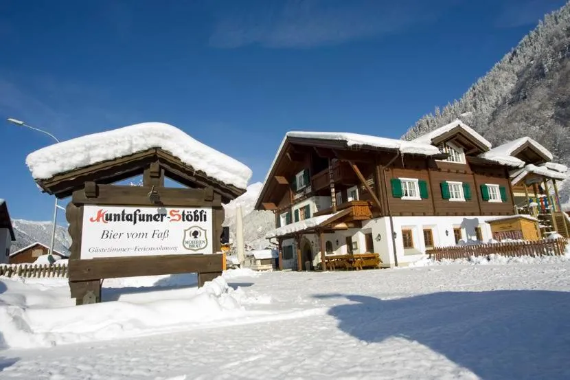 Property building in Gasthaus Muntafuner Stöbli